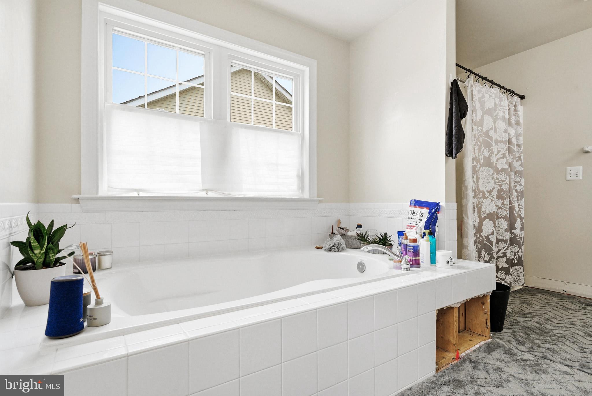 LEONARDS GRANT - Residential