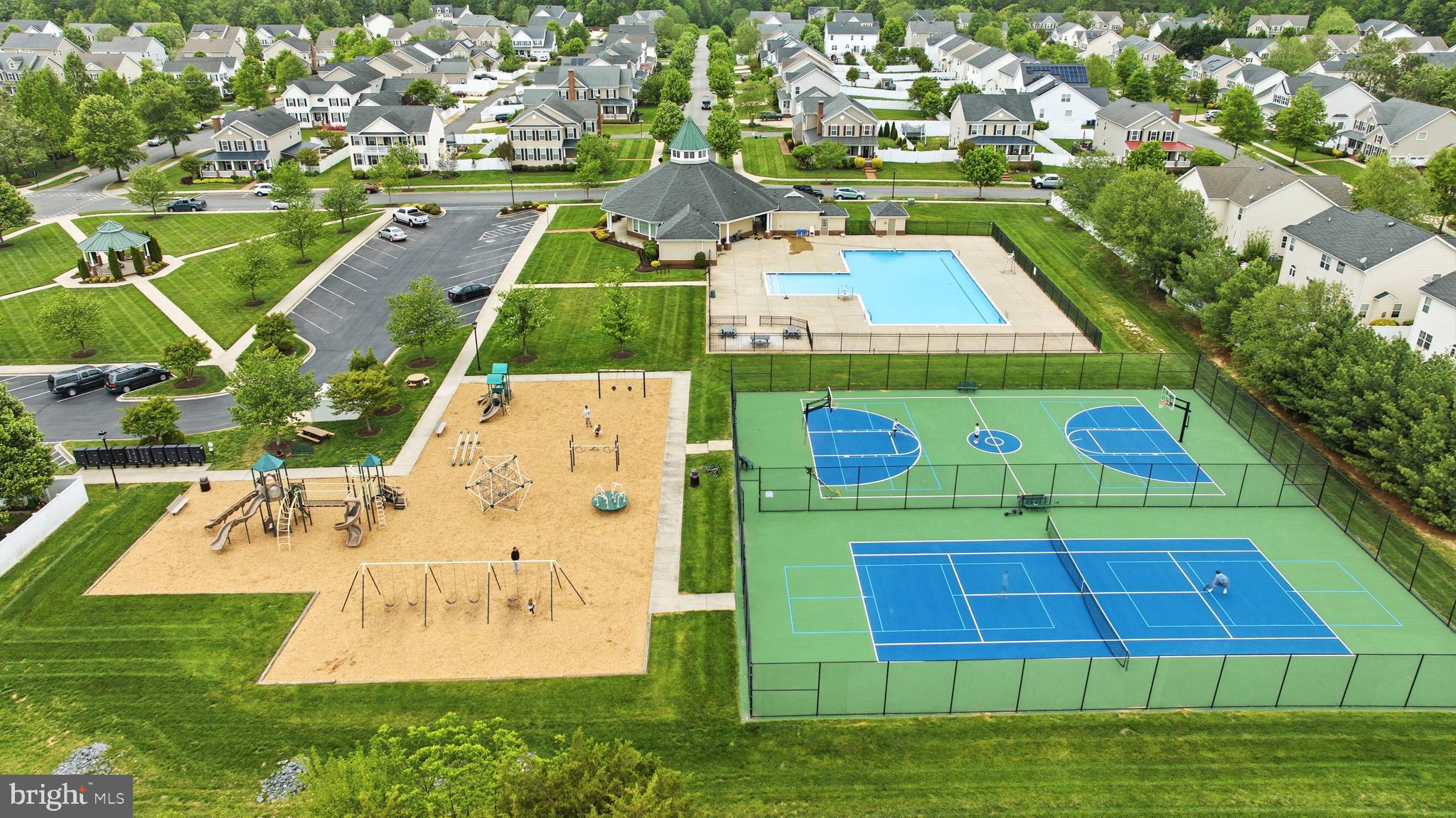 LEONARDS GRANT - Residential