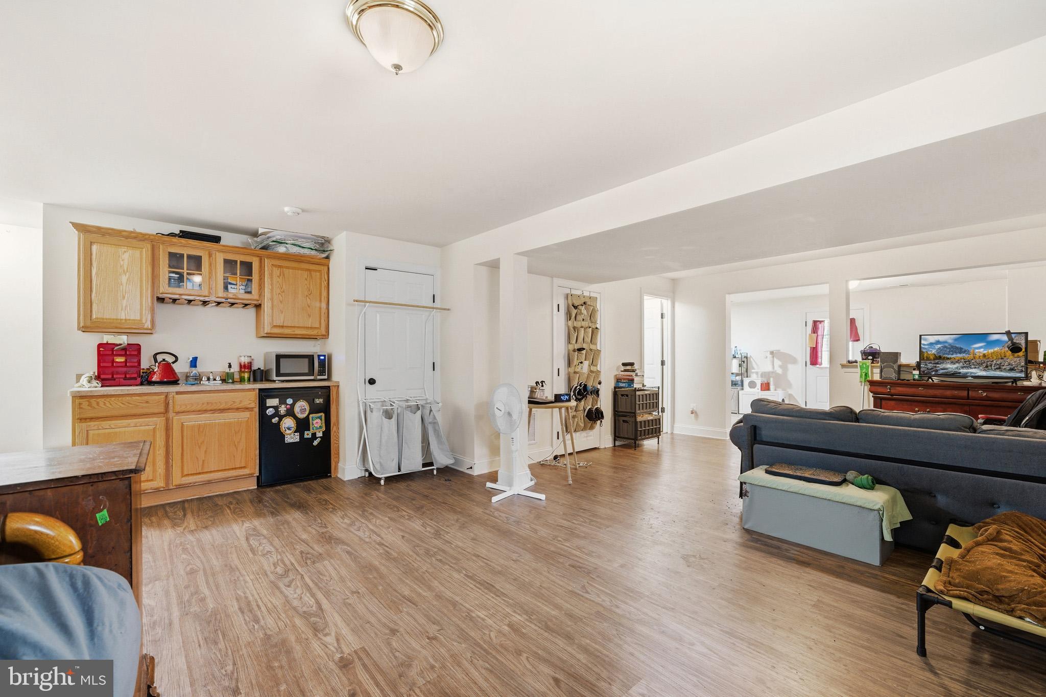 LEONARDS GRANT - Residential