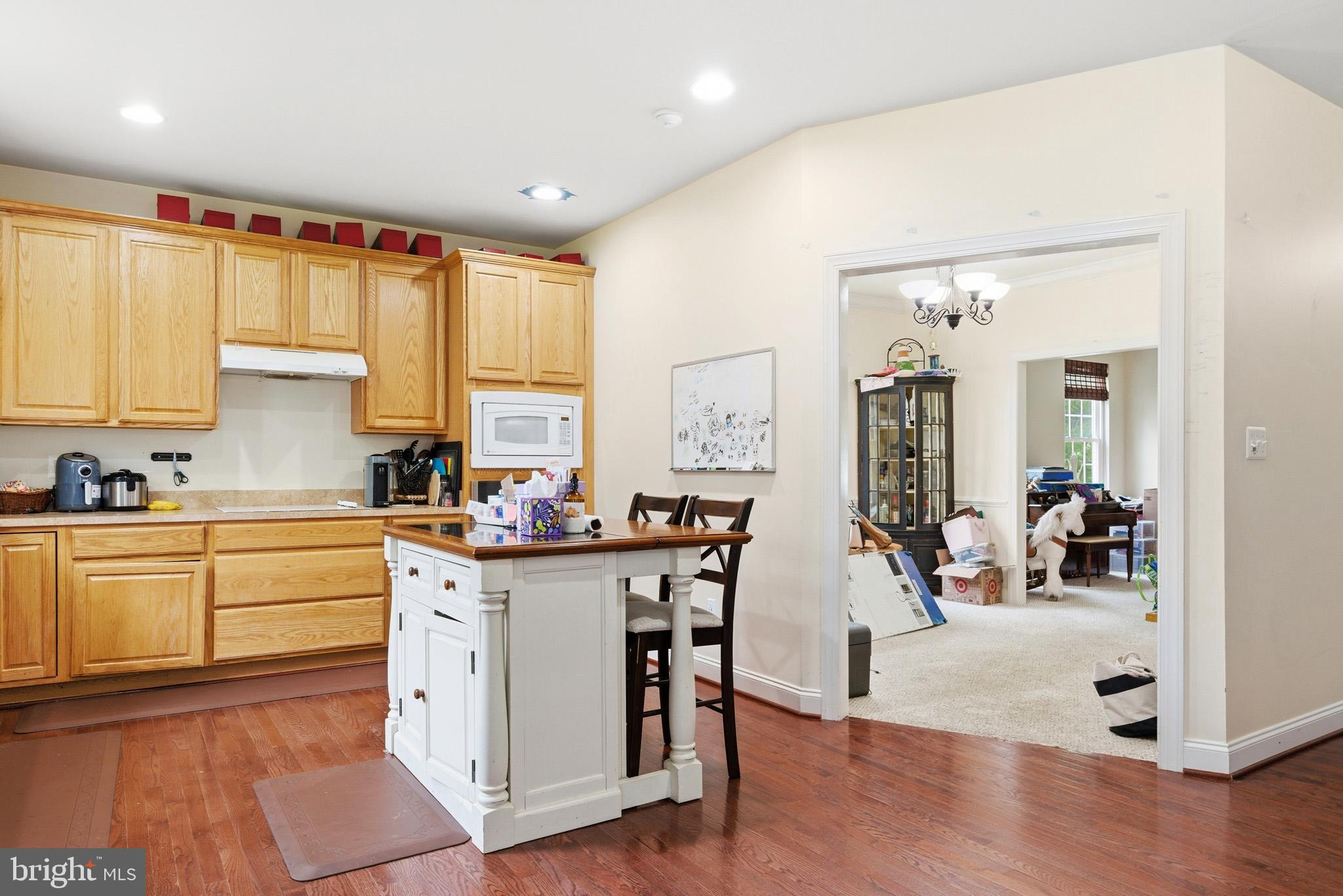 LEONARDS GRANT - Residential