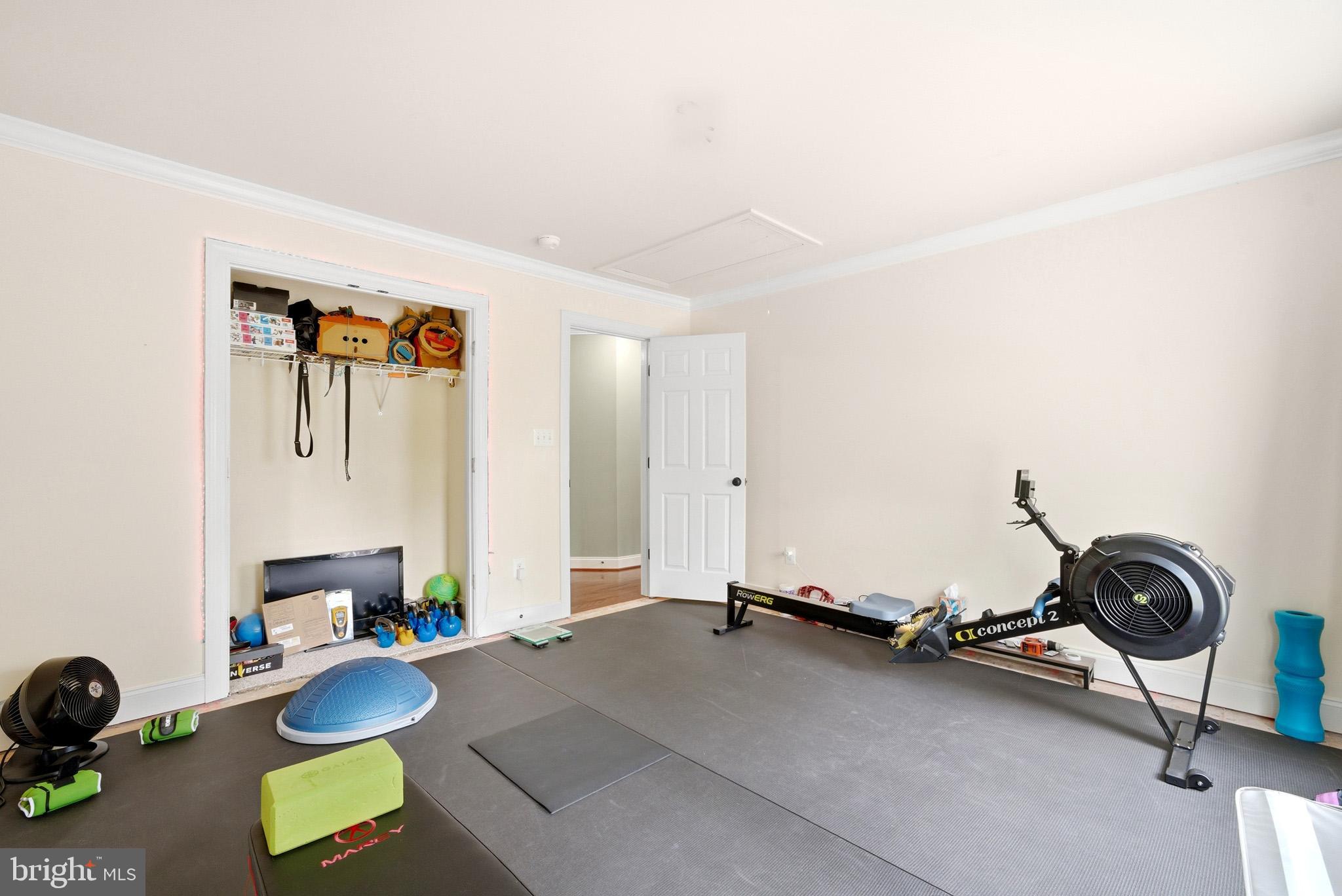 LEONARDS GRANT - Residential