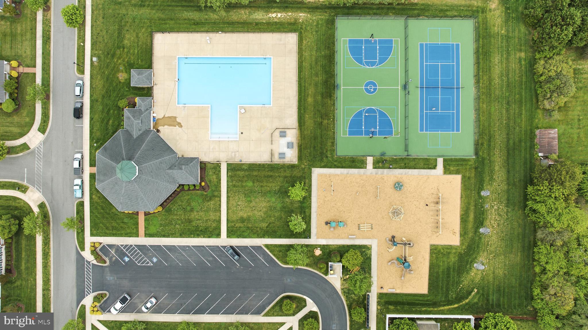 LEONARDS GRANT - Residential