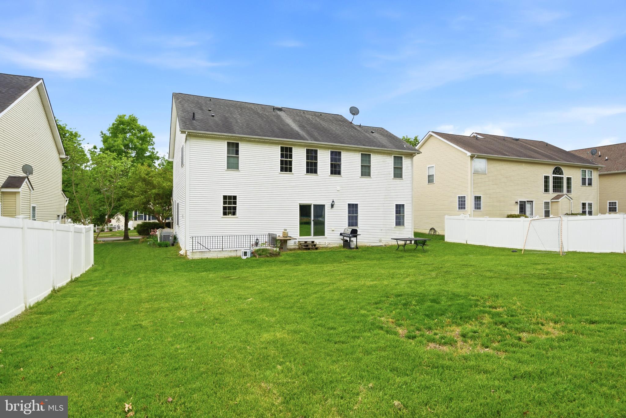 LEONARDS GRANT - Residential