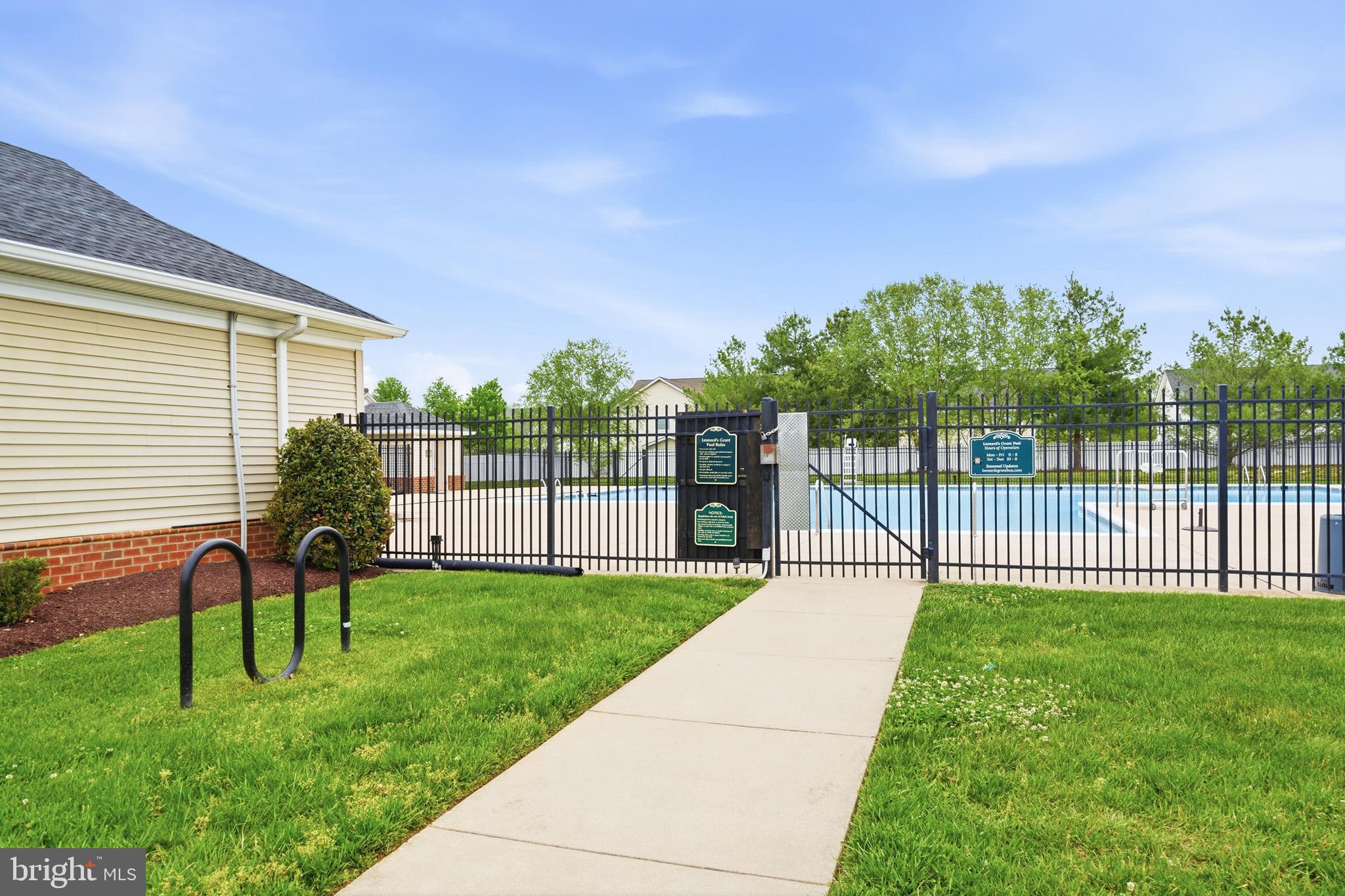 LEONARDS GRANT - Residential