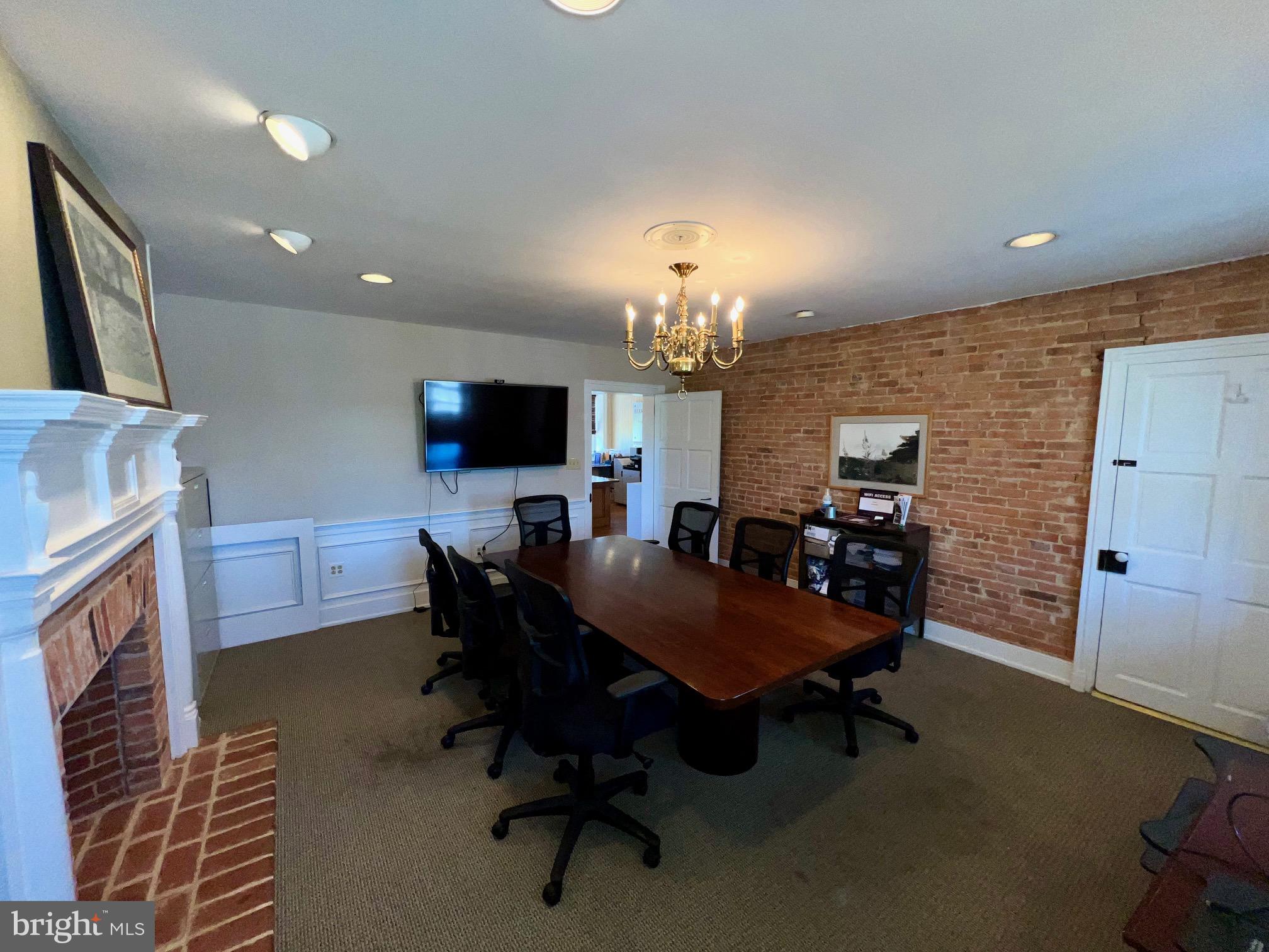 699 W BALTIMORE PIKE 102