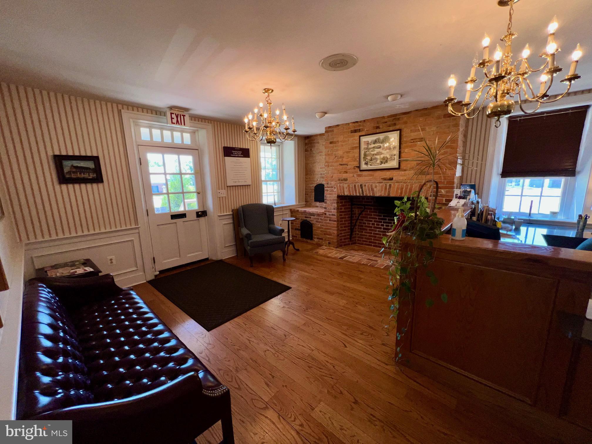 699 W BALTIMORE PIKE 102