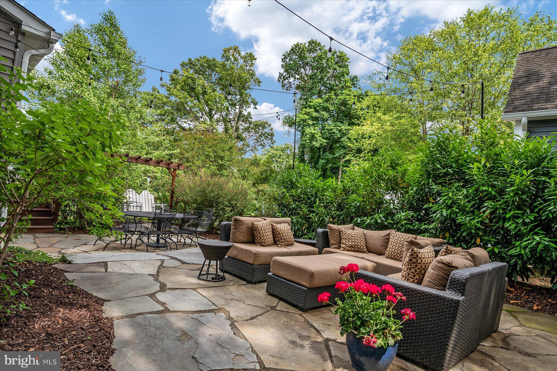 ADMIRAL HEIGHTS - Residential