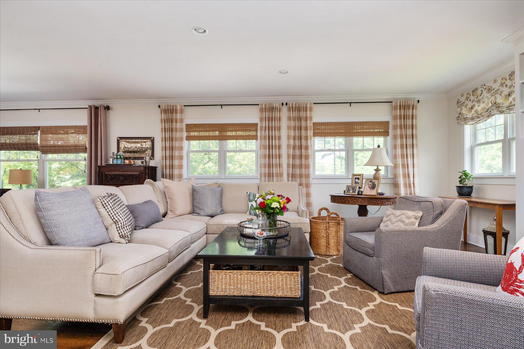 ADMIRAL HEIGHTS - Residential