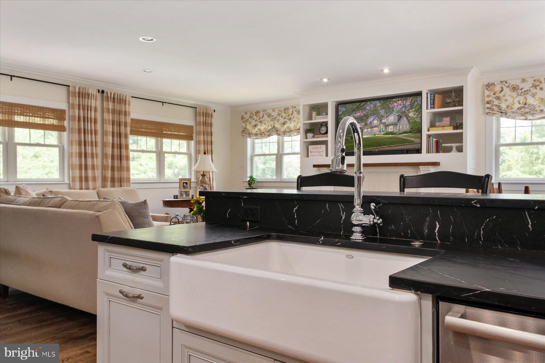 ADMIRAL HEIGHTS - Residential