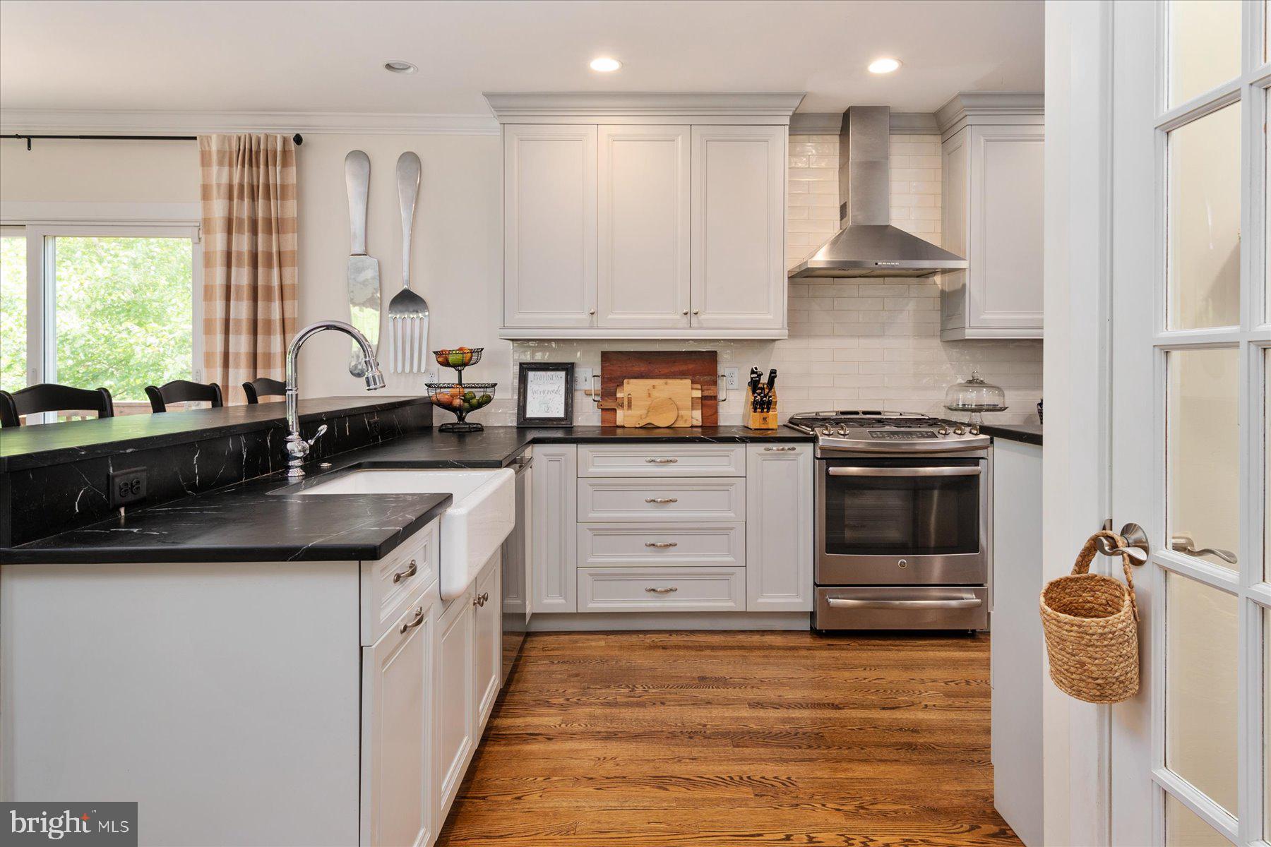 ADMIRAL HEIGHTS - Residential