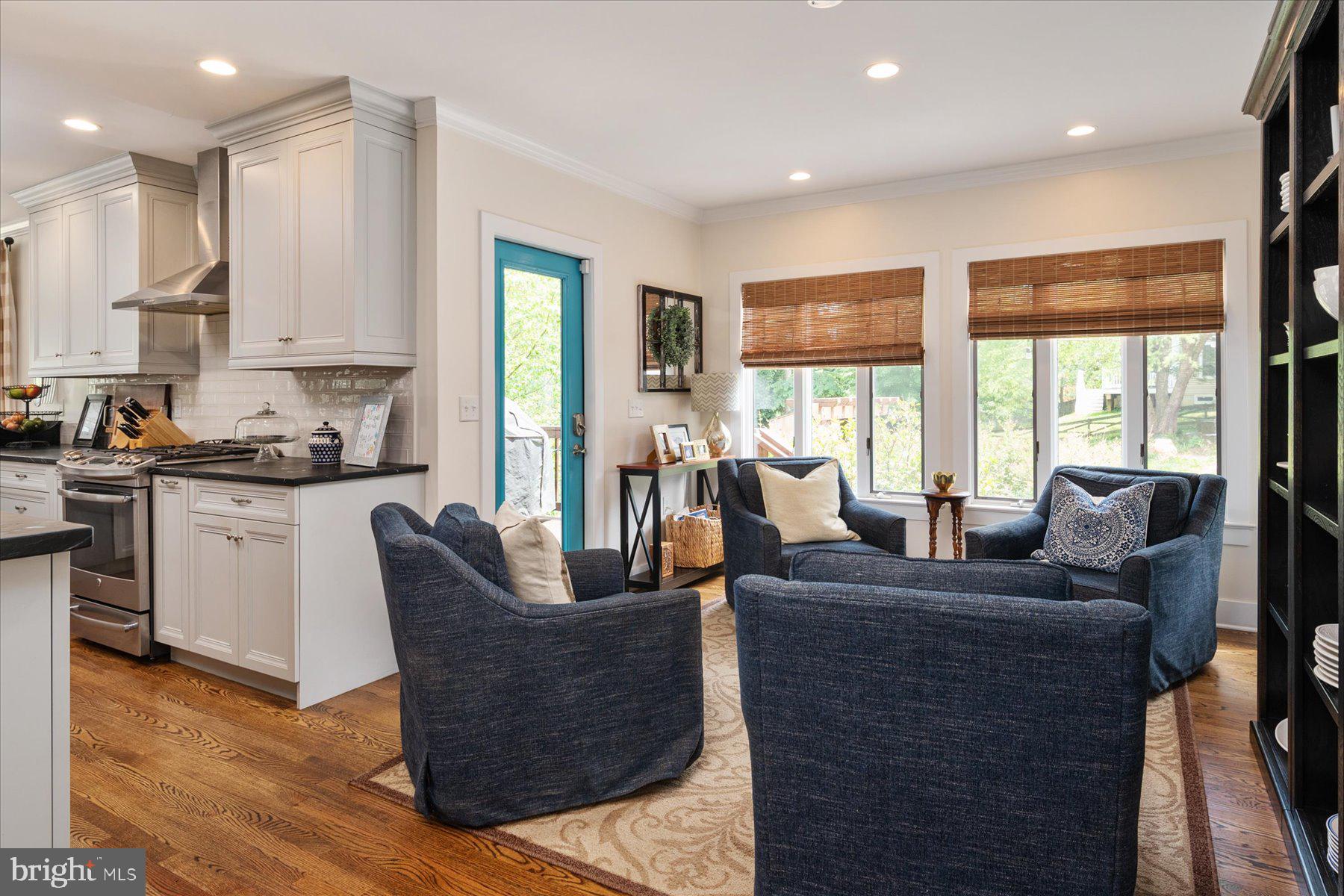 ADMIRAL HEIGHTS - Residential