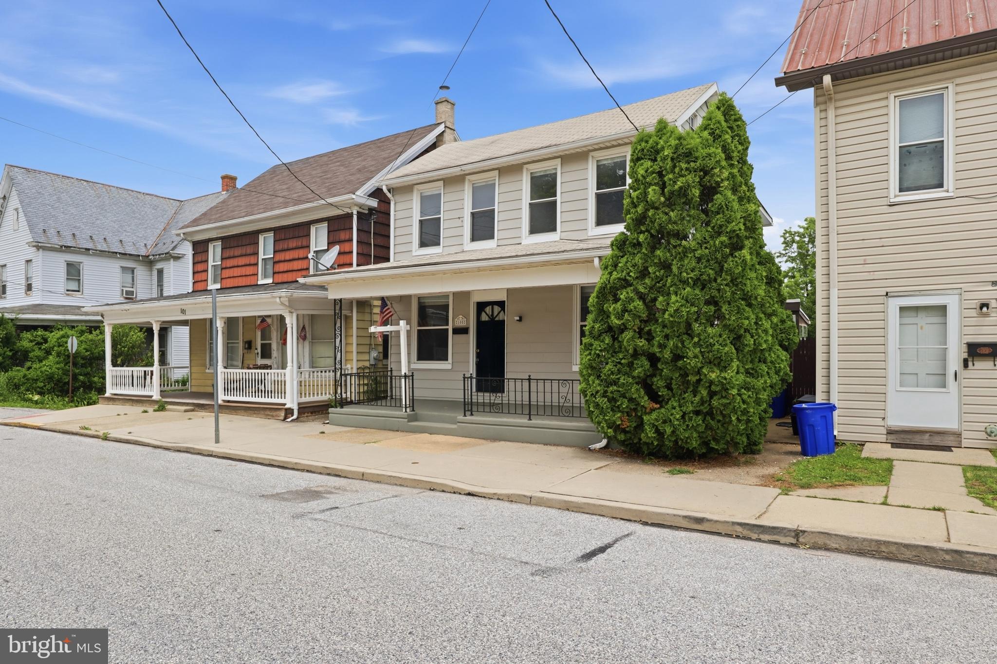 105 E MAPLE STREET