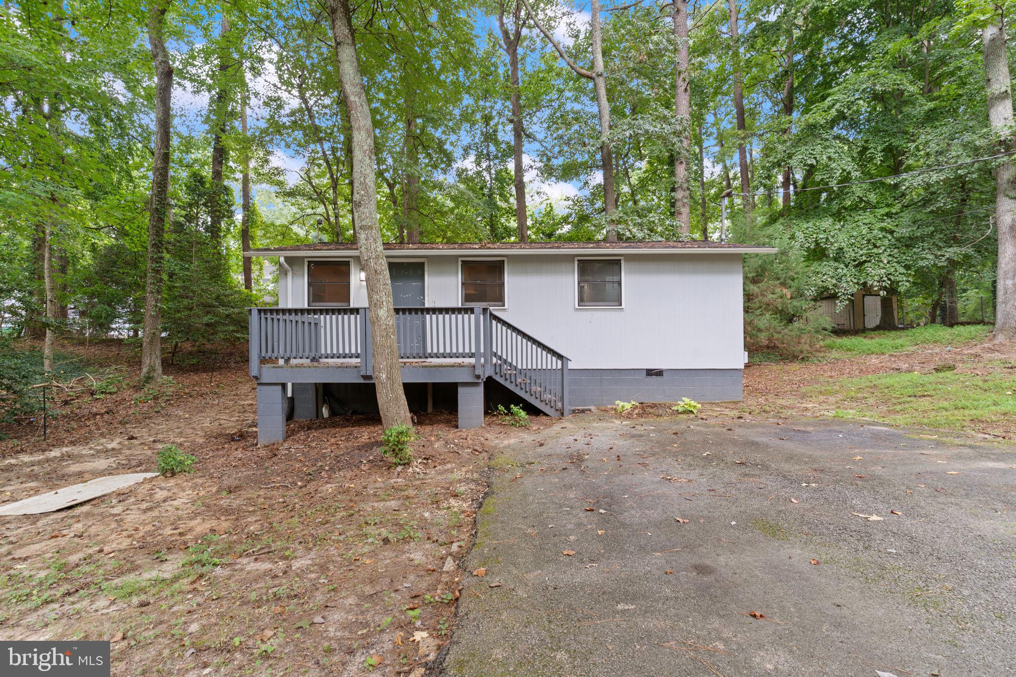 11585 TOMAHAWK TRL TRAIL