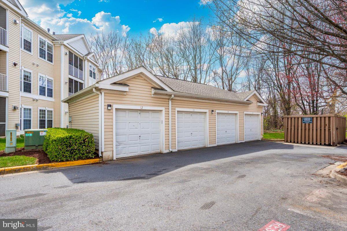 AMBER RIDGE AT MILESTONE - Residential