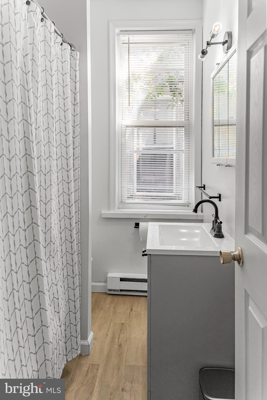 GERMANTOWN - Residential Lease