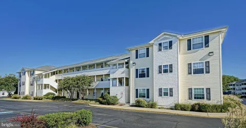 17275 King Philip Way Unit 9, Lewes, DE MLS: DESU2081222