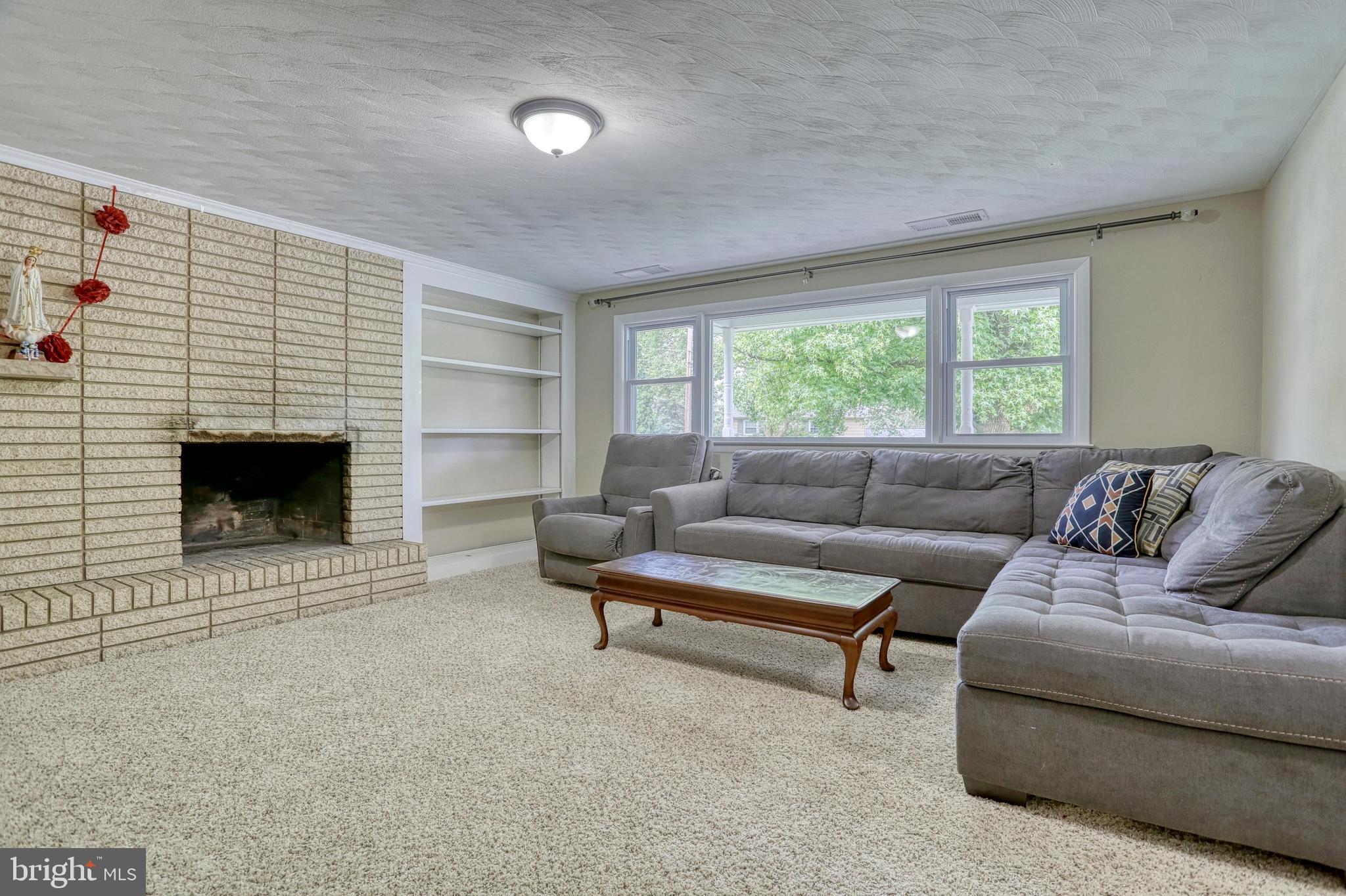 HAINES ACRES - Residential