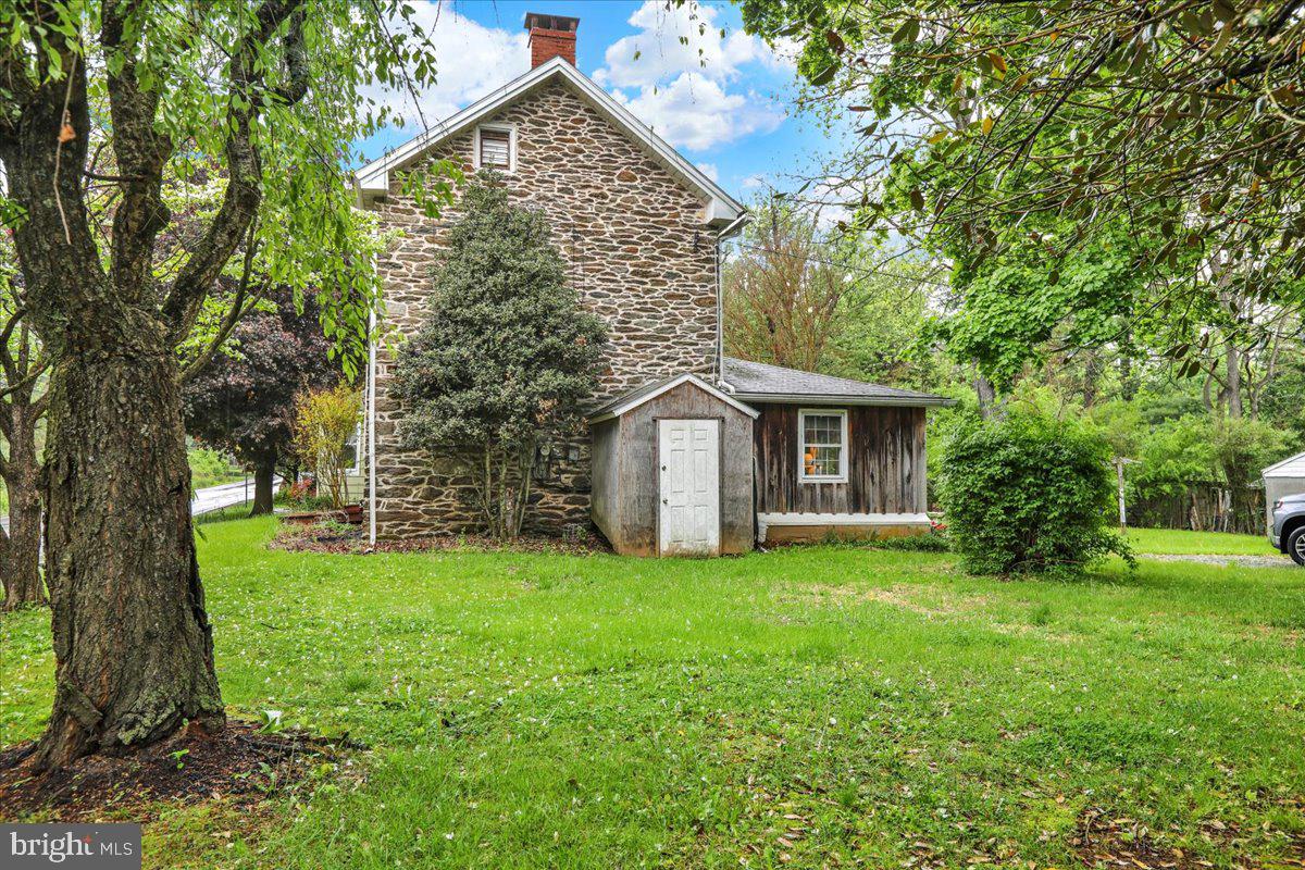 2315 STRASBURG ROAD
