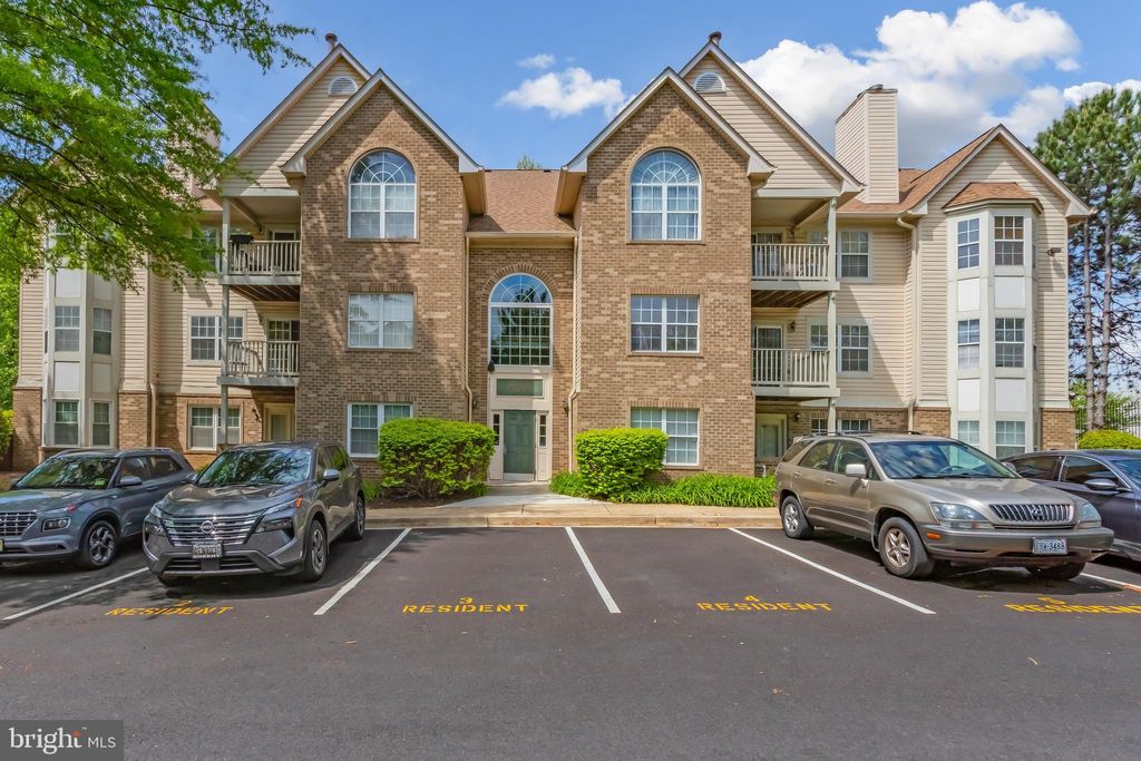 Photo of 9700 Lake Pointe Court #202, UPPER MARLBORO, MD 20774 (MLS # MDPG2200642)