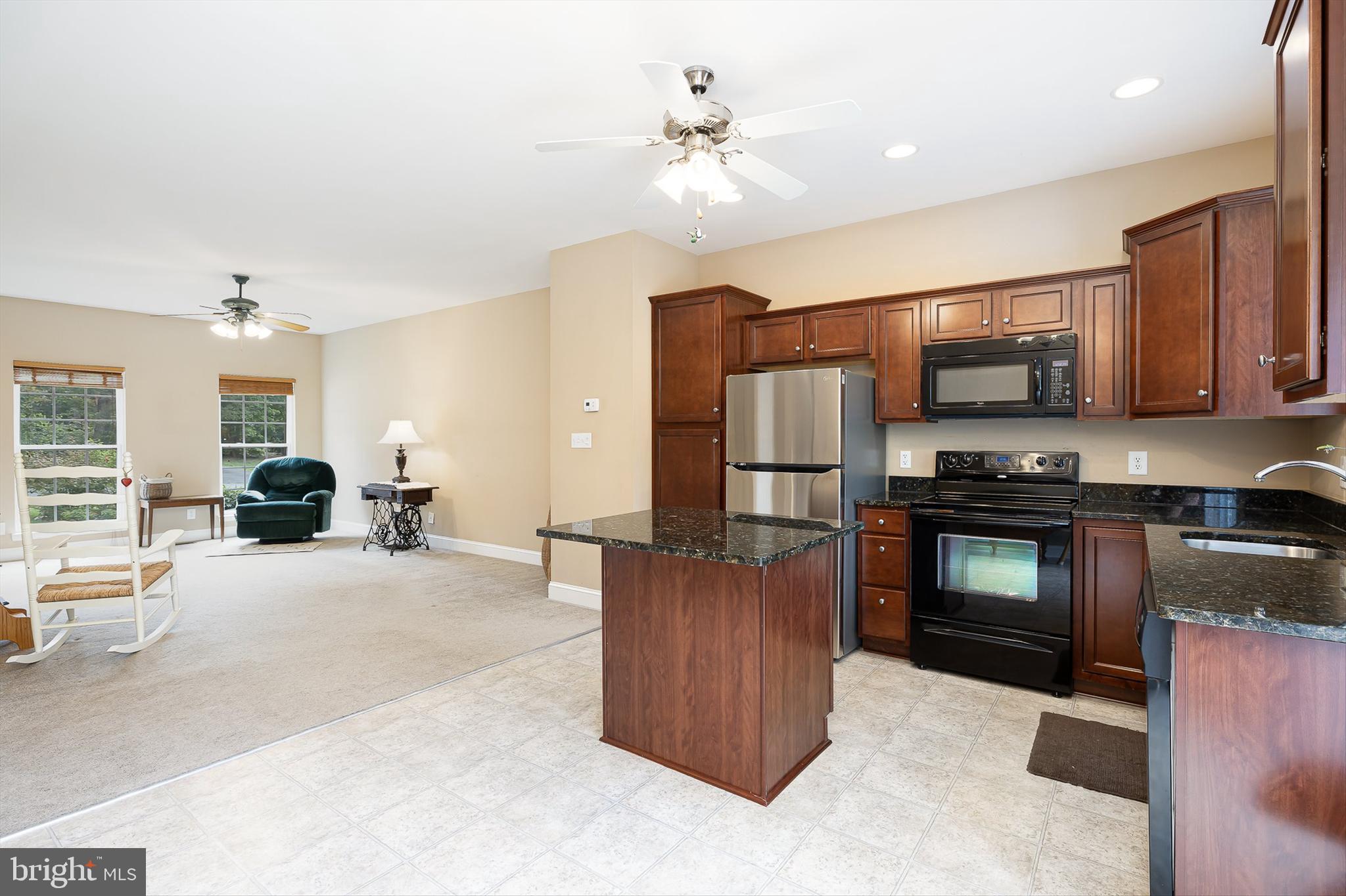 LAKE WILDERNESS - Residential