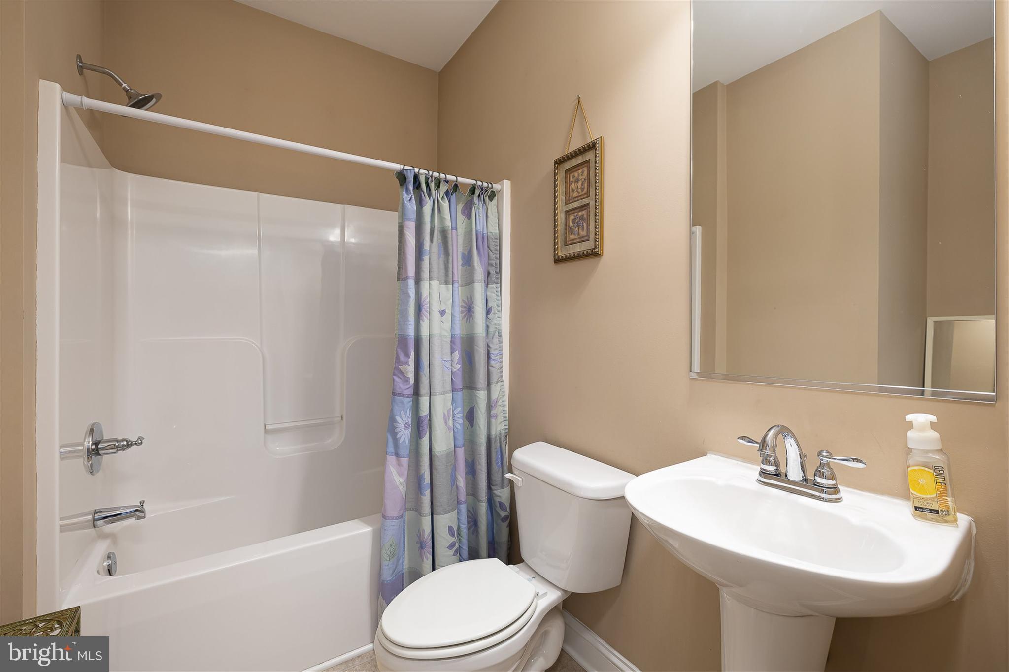 LAKE WILDERNESS - Residential