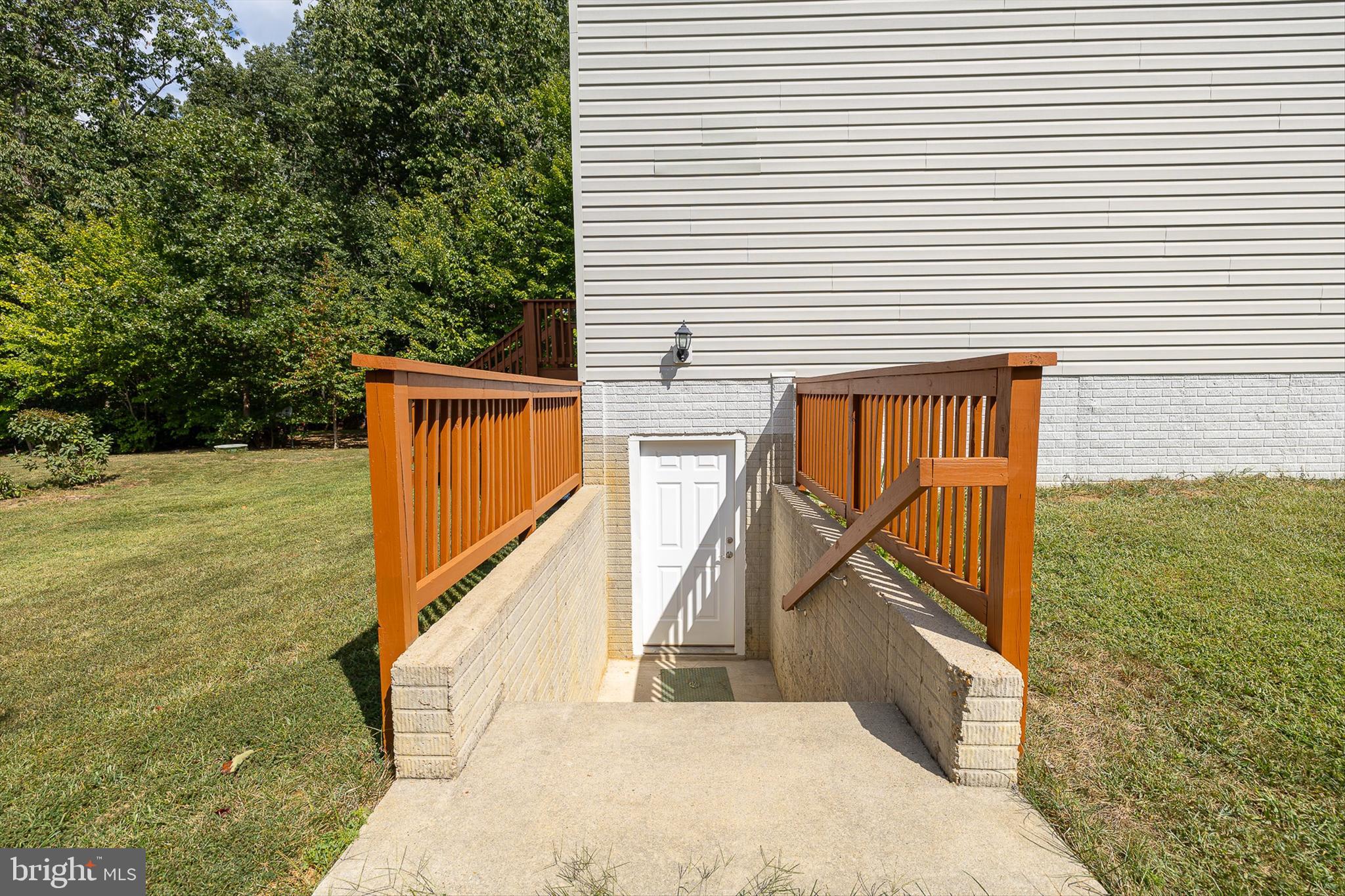 LAKE WILDERNESS - Residential