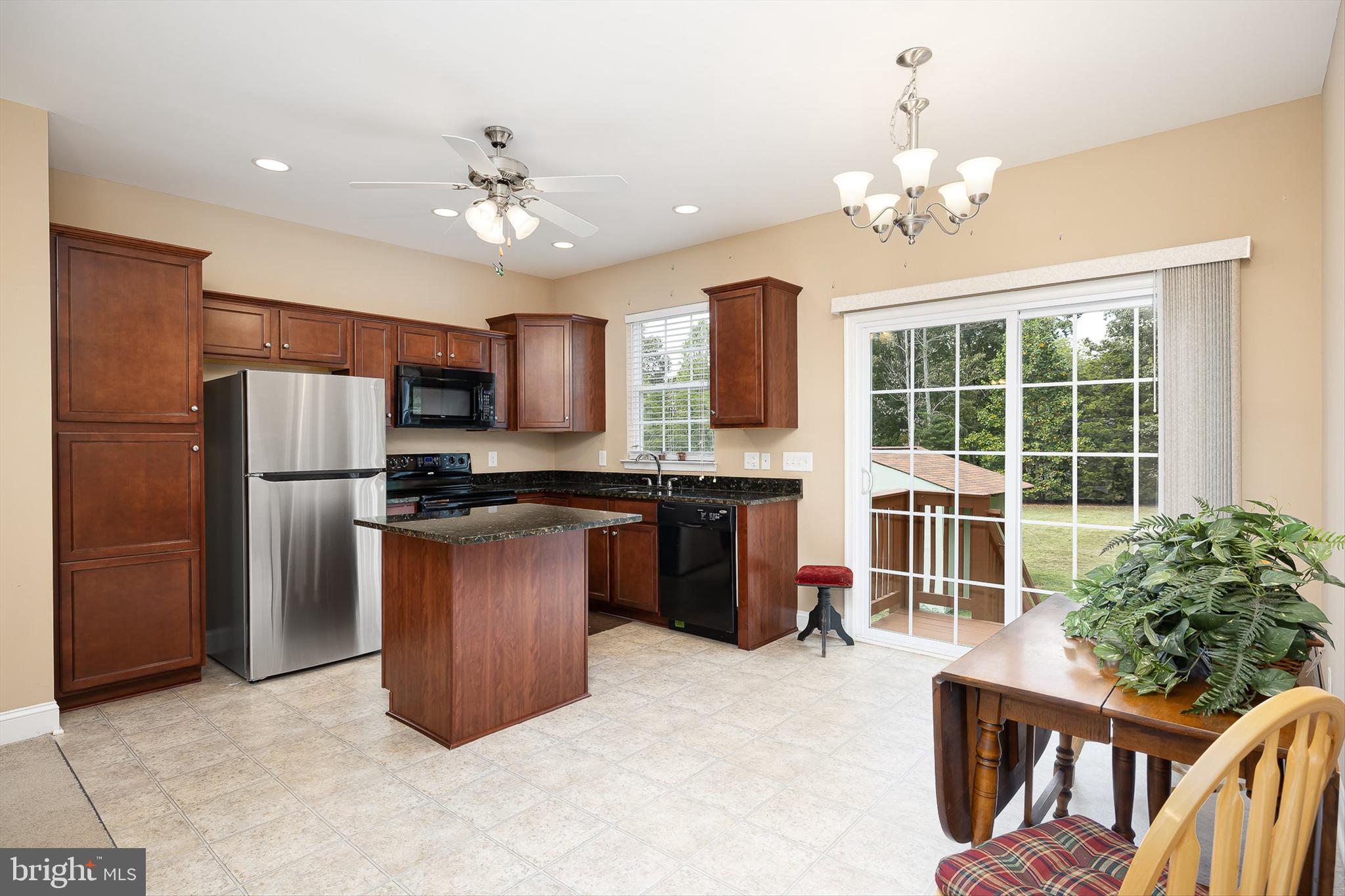 LAKE WILDERNESS - Residential