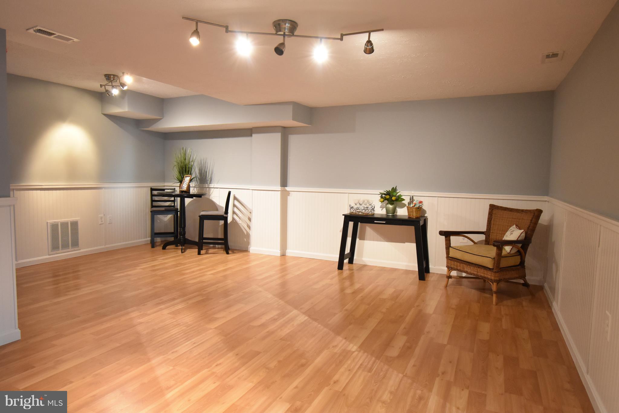 NORTH WINDS - Residential