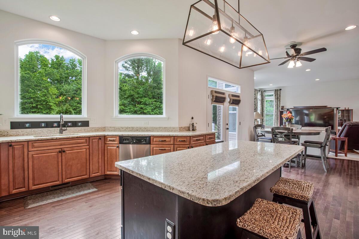 6151 FEDERAL OAK DRIVE