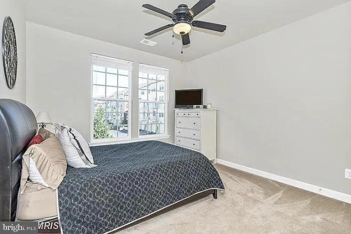 VILLAGES OF URBANA - Residential Lease