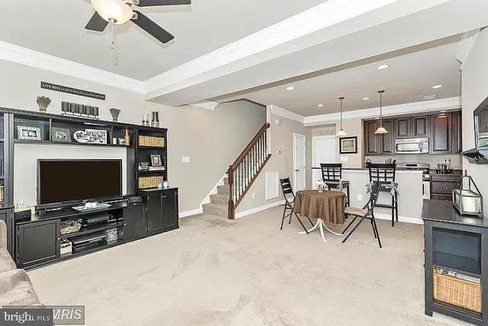 VILLAGES OF URBANA - Residential Lease