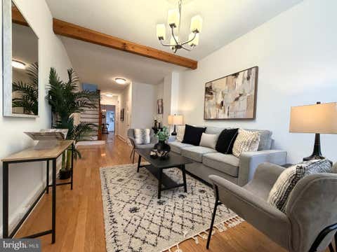 Townhouse For Sale - 920 S Ellwood Avenue<br/> BALTIMORE, MD 21224