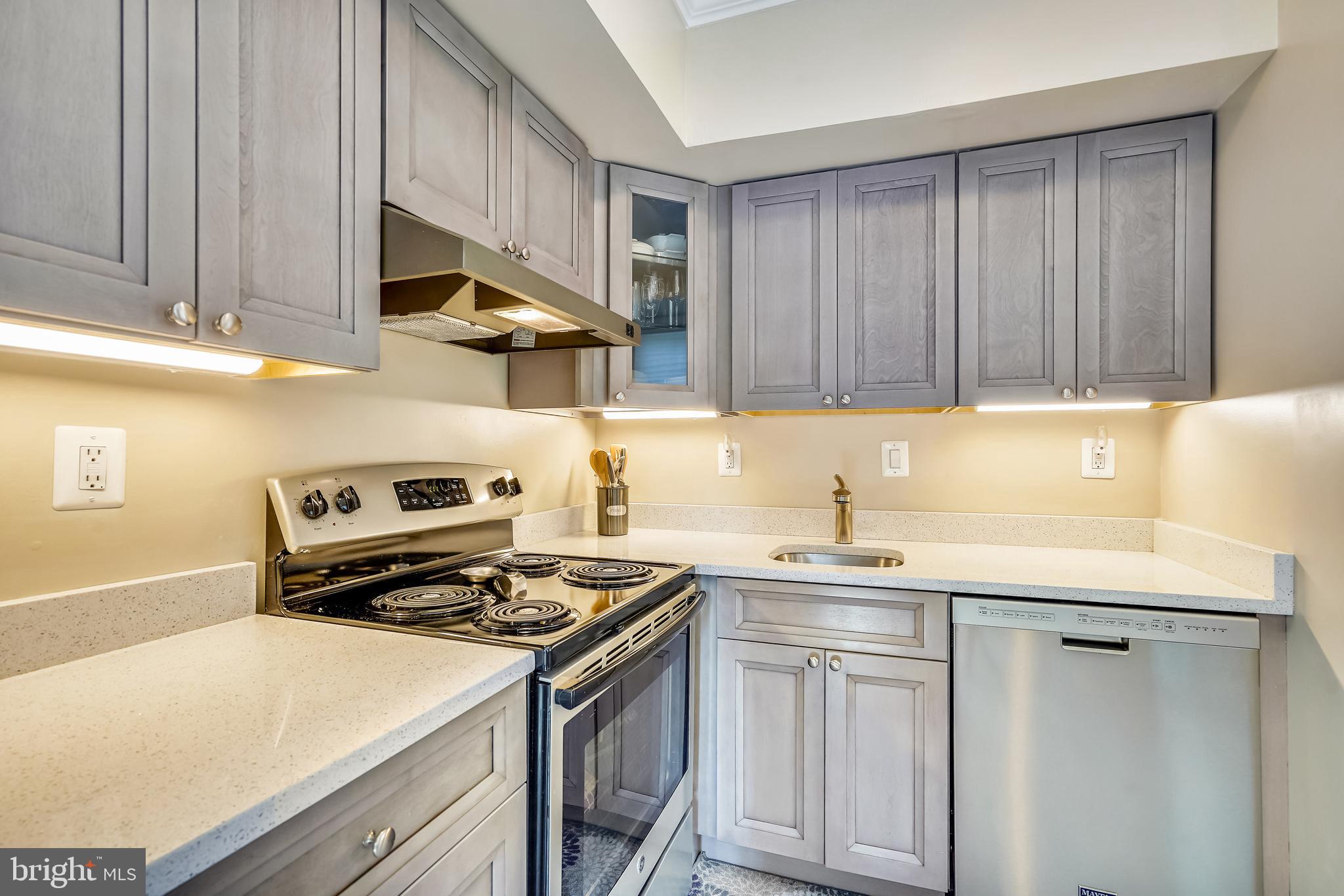 CANAL PLACE - Residential