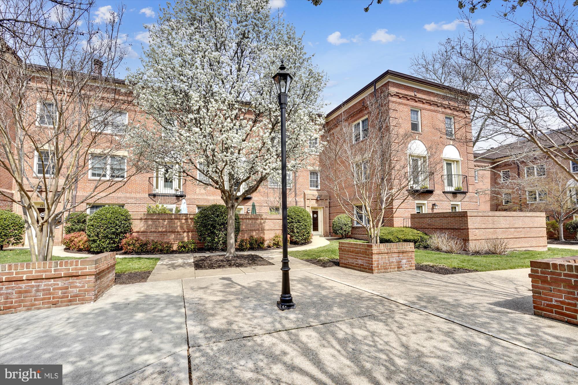 CANAL PLACE - Residential