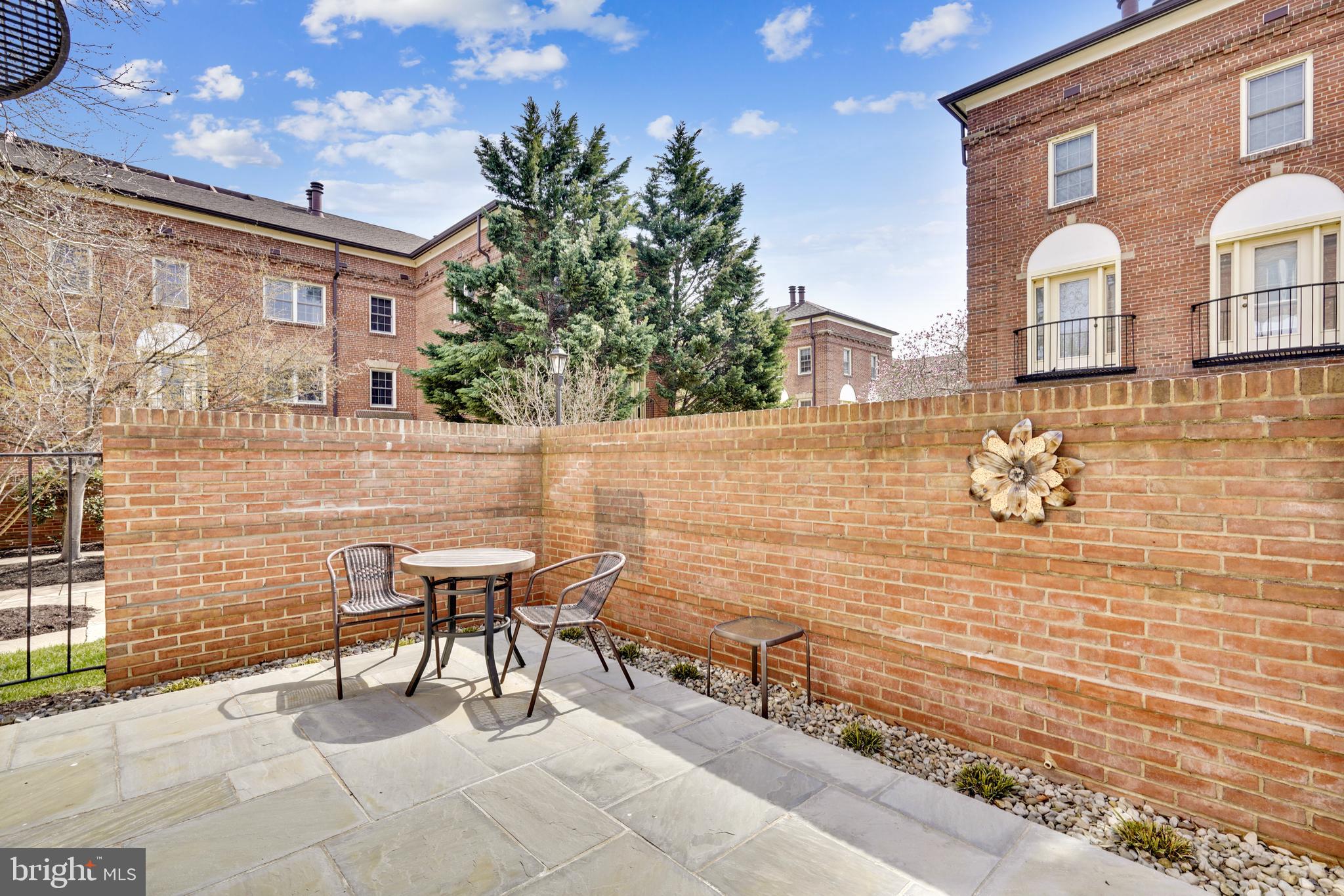 CANAL PLACE - Residential