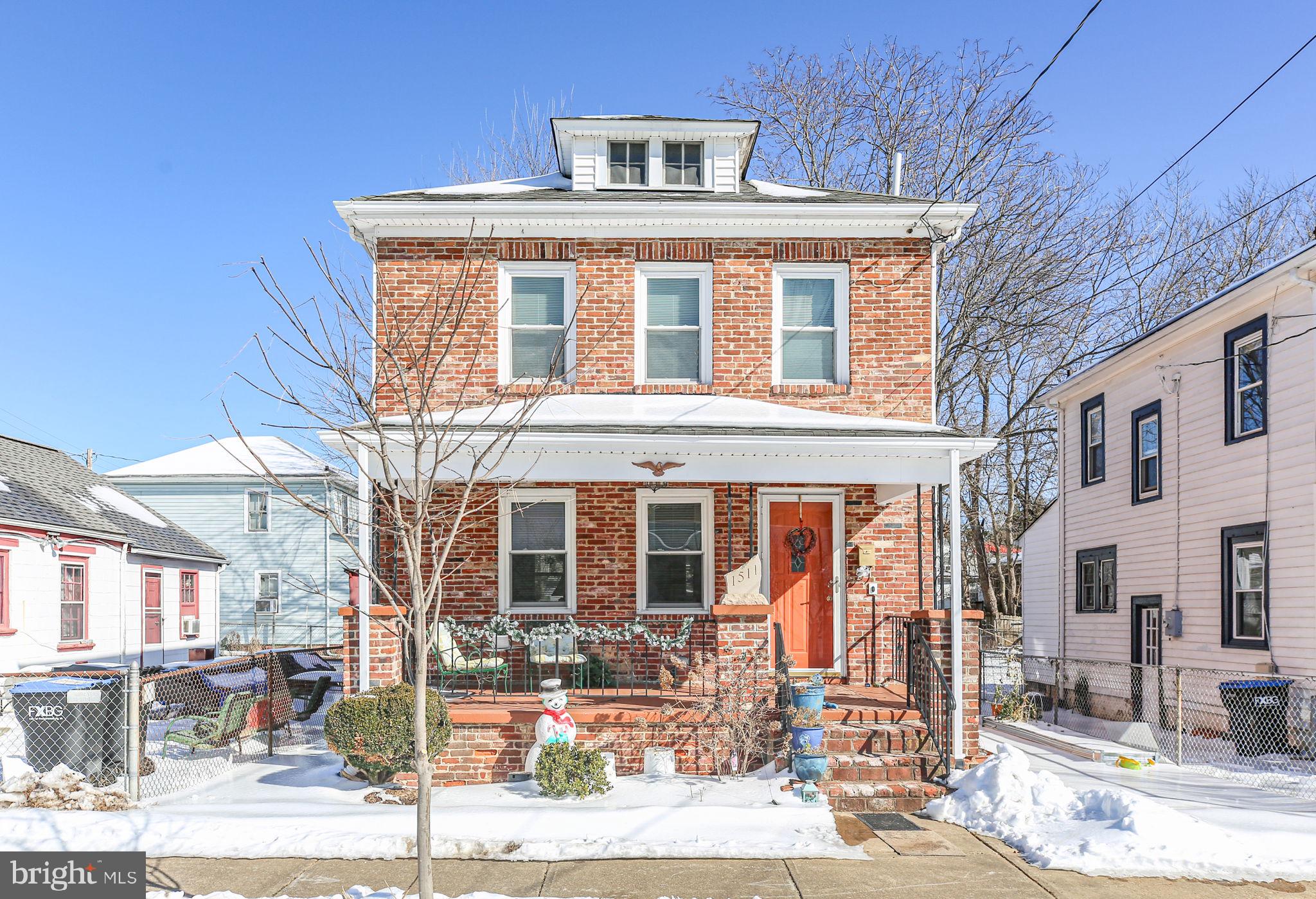 DOWNTOWN FREDERICKSBURG - Residential