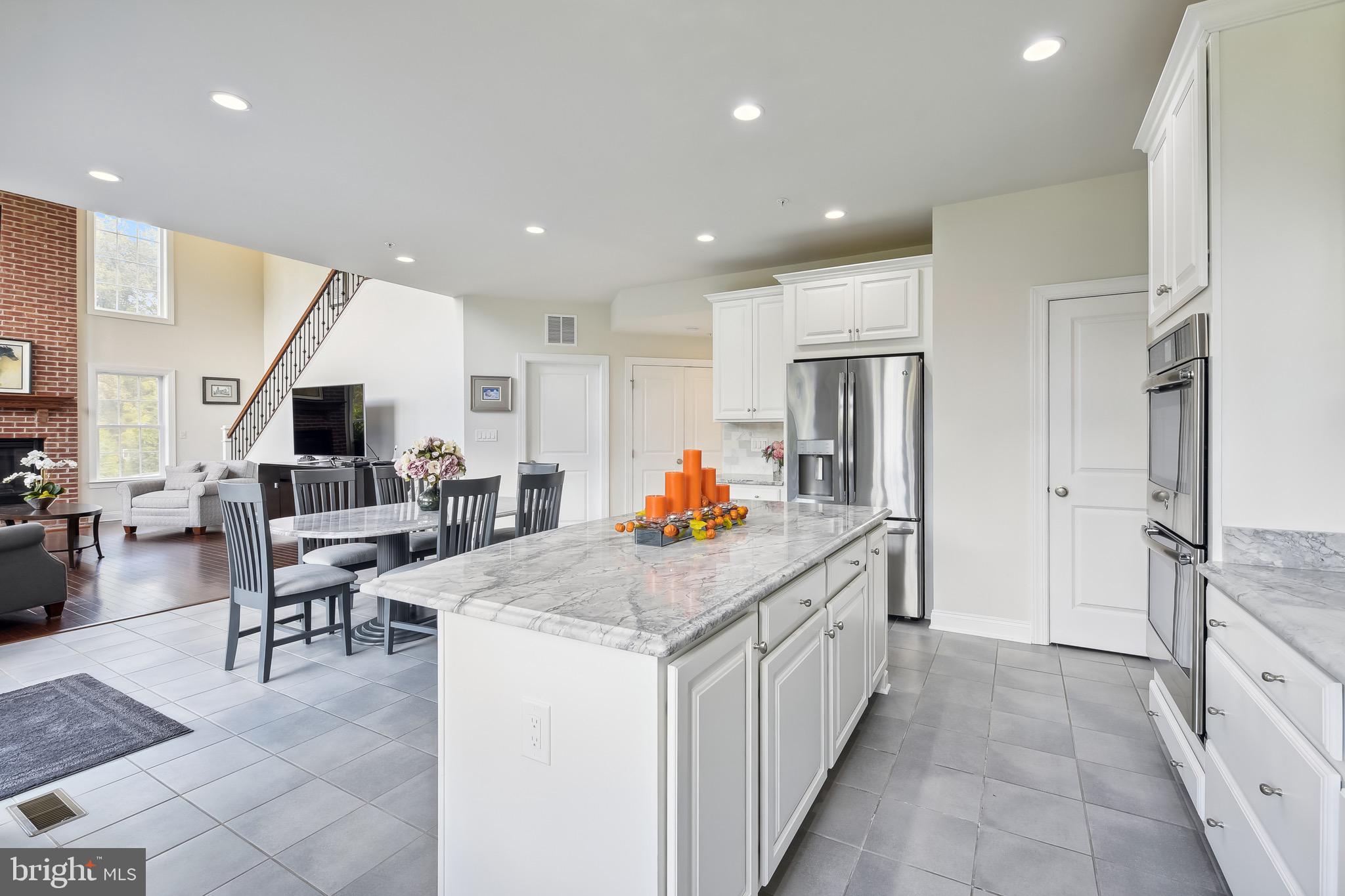 WEATHERSTONE - Residential