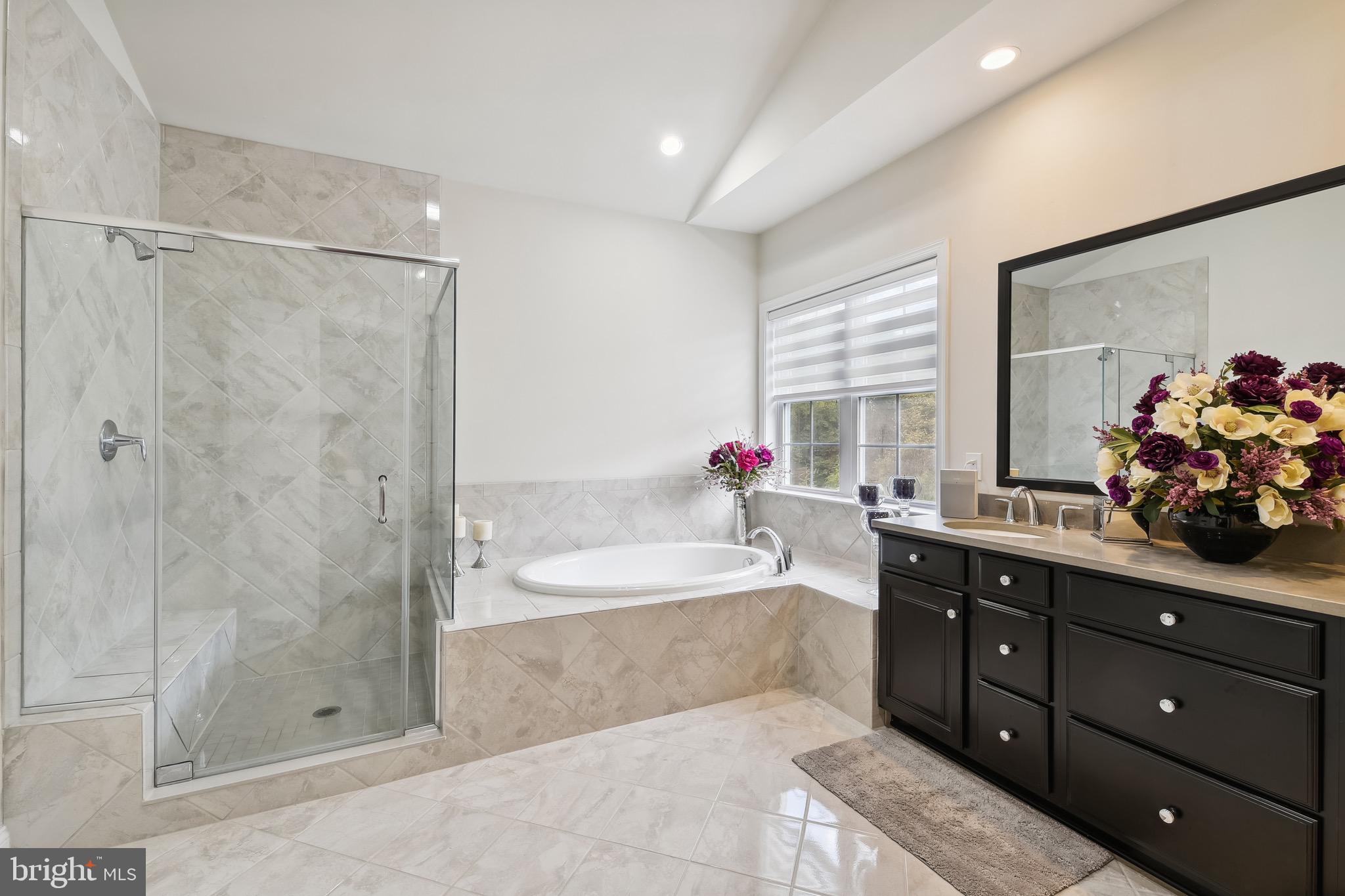 WEATHERSTONE - Residential