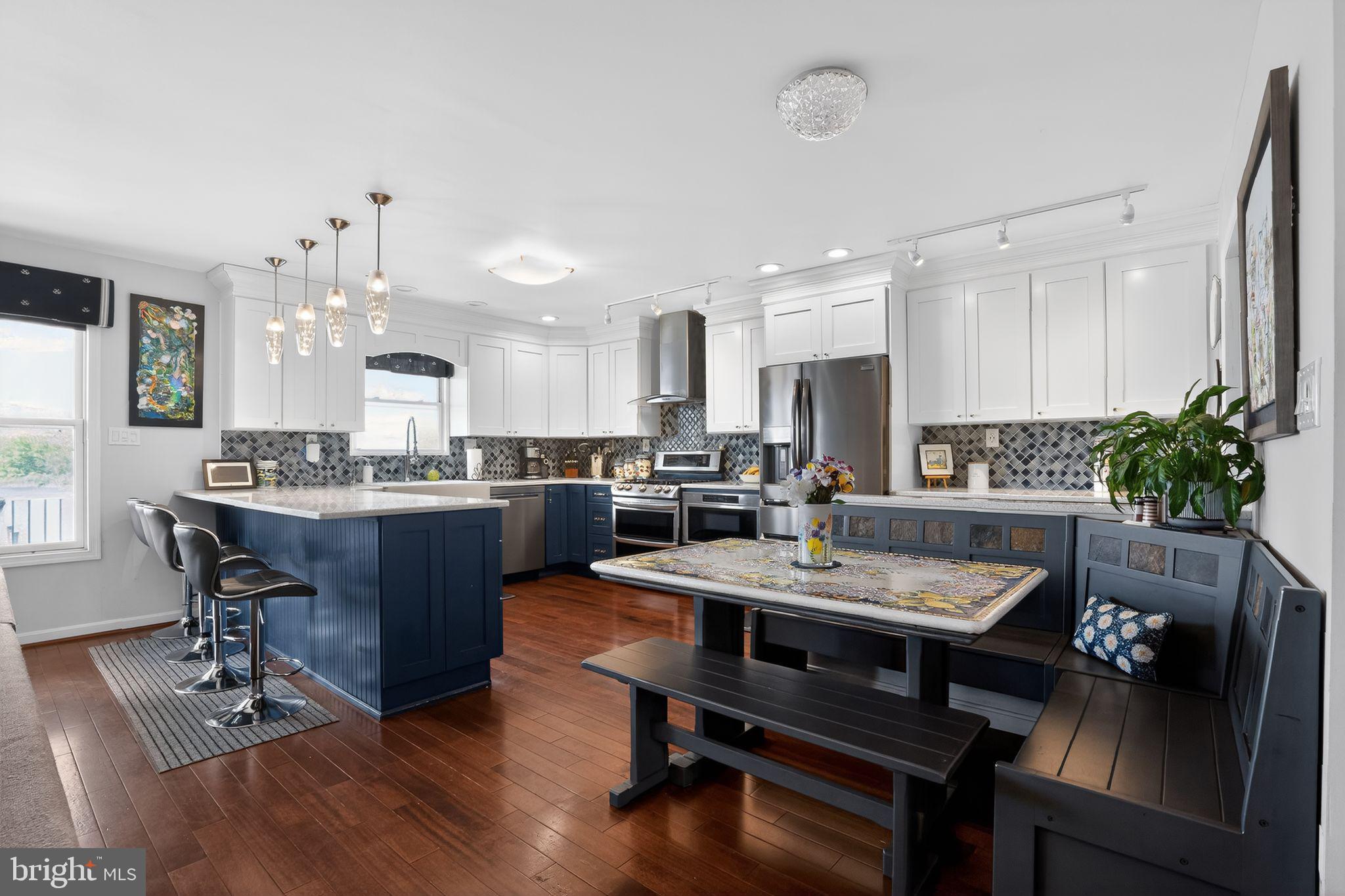 MURRAY POINT - Residential