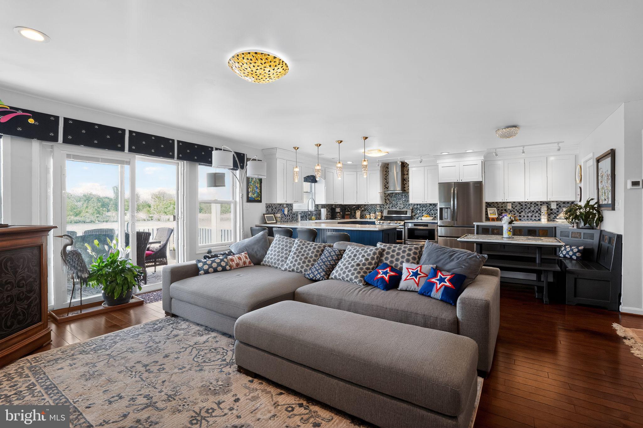 MURRAY POINT - Residential