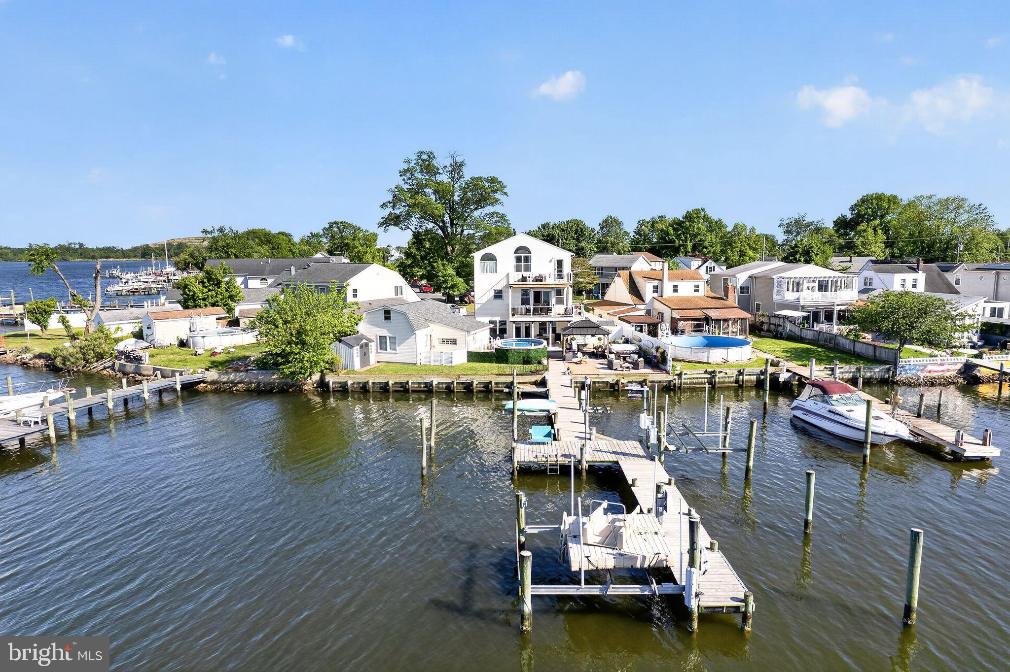 MURRAY POINT - Residential