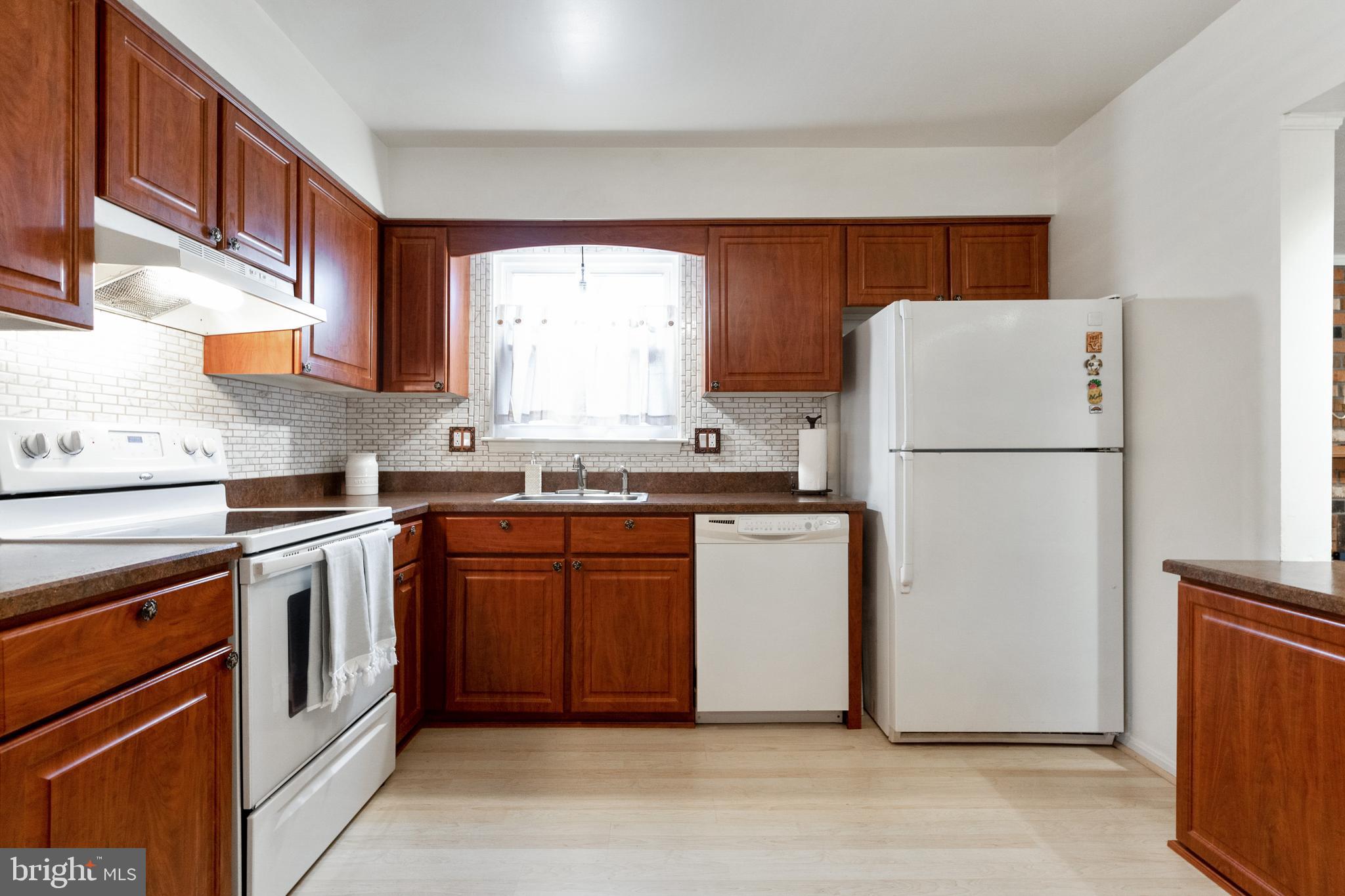 GREENBRIAR WOODS - Residential