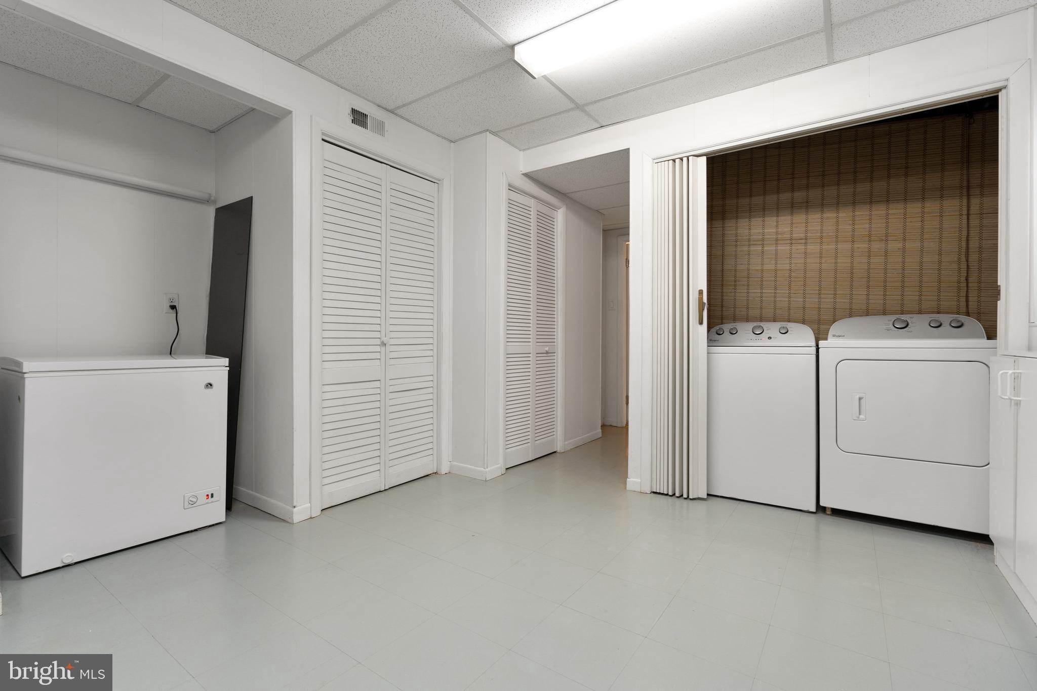 GREENBRIAR WOODS - Residential