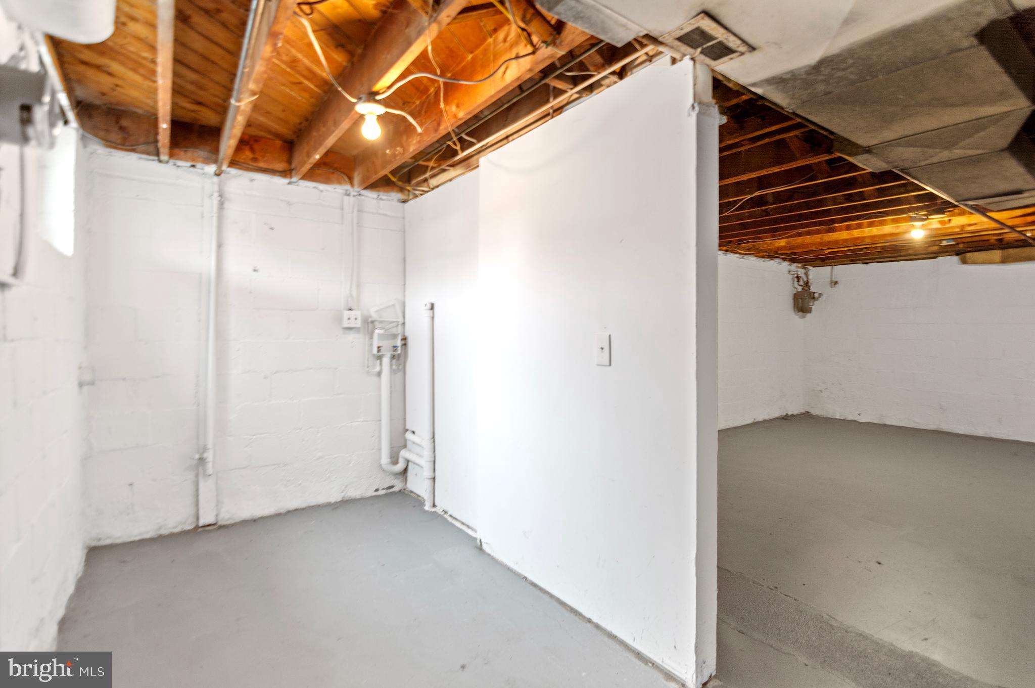 COLGATE - Residential Lease