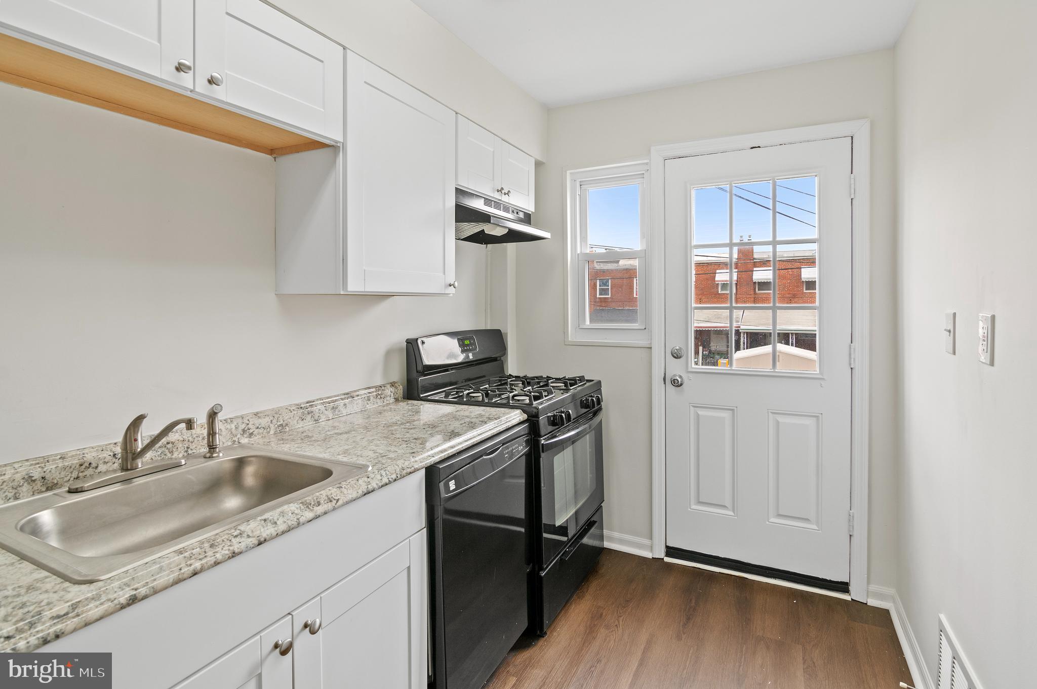 COLGATE - Residential Lease