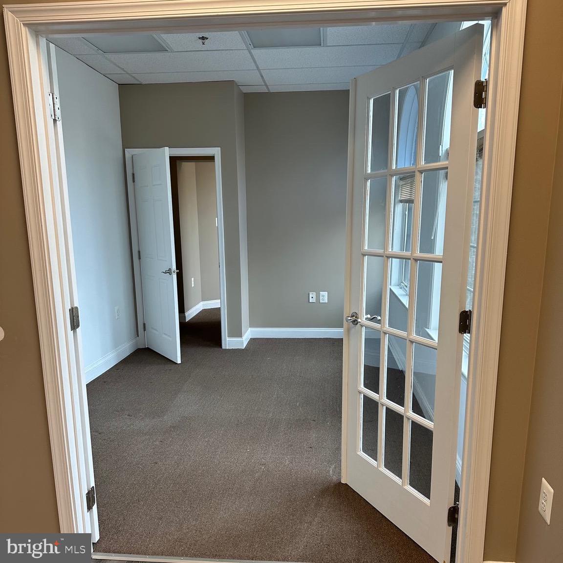 85 SHERRY LANE