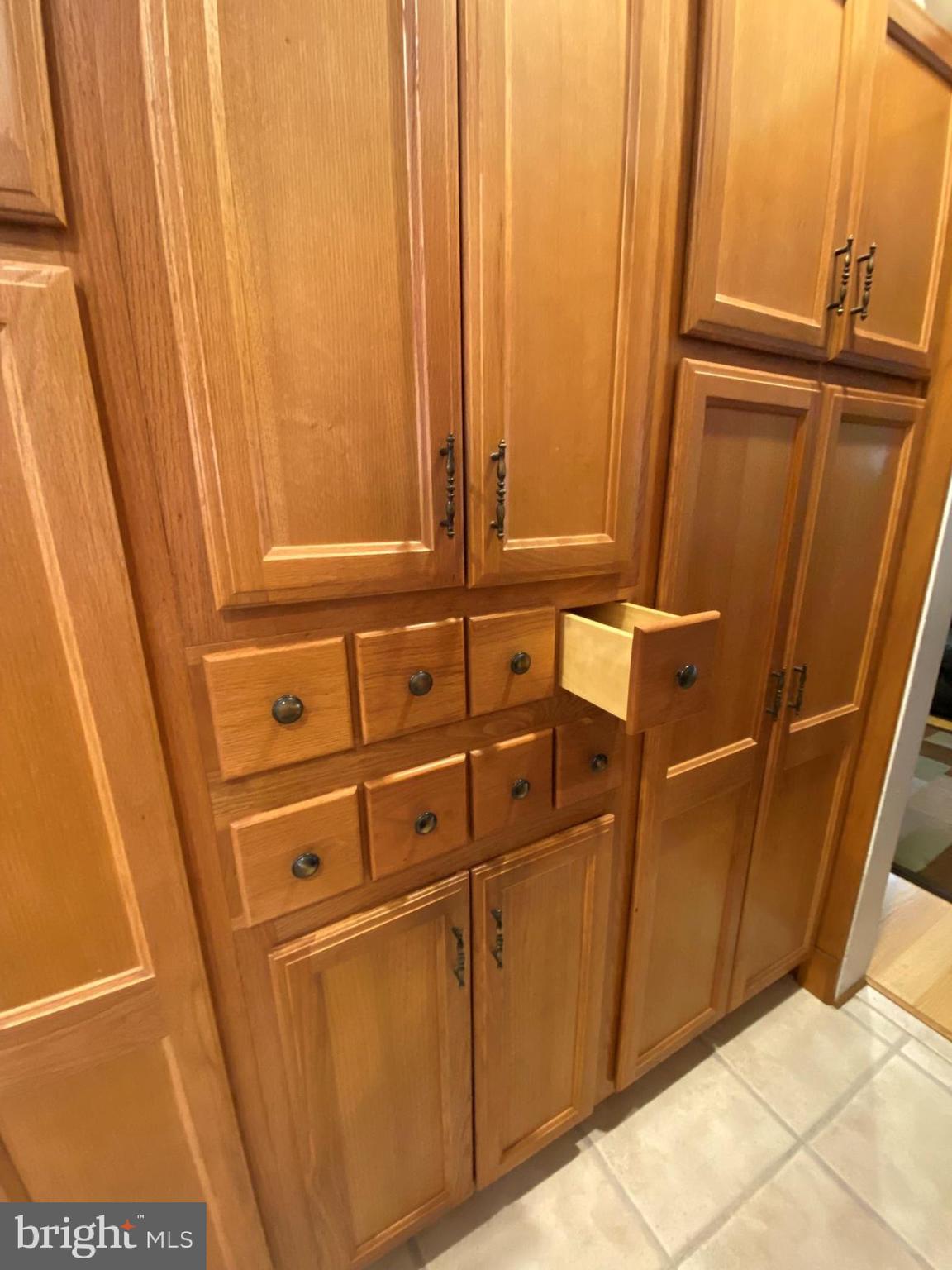 POTTSVILLE - Residential