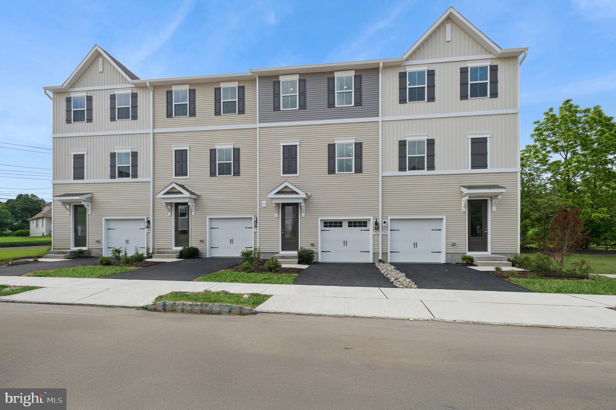Photo 1 of 32 — 54 SILVERBELL AVENUE, BERLIN, NJ 08009