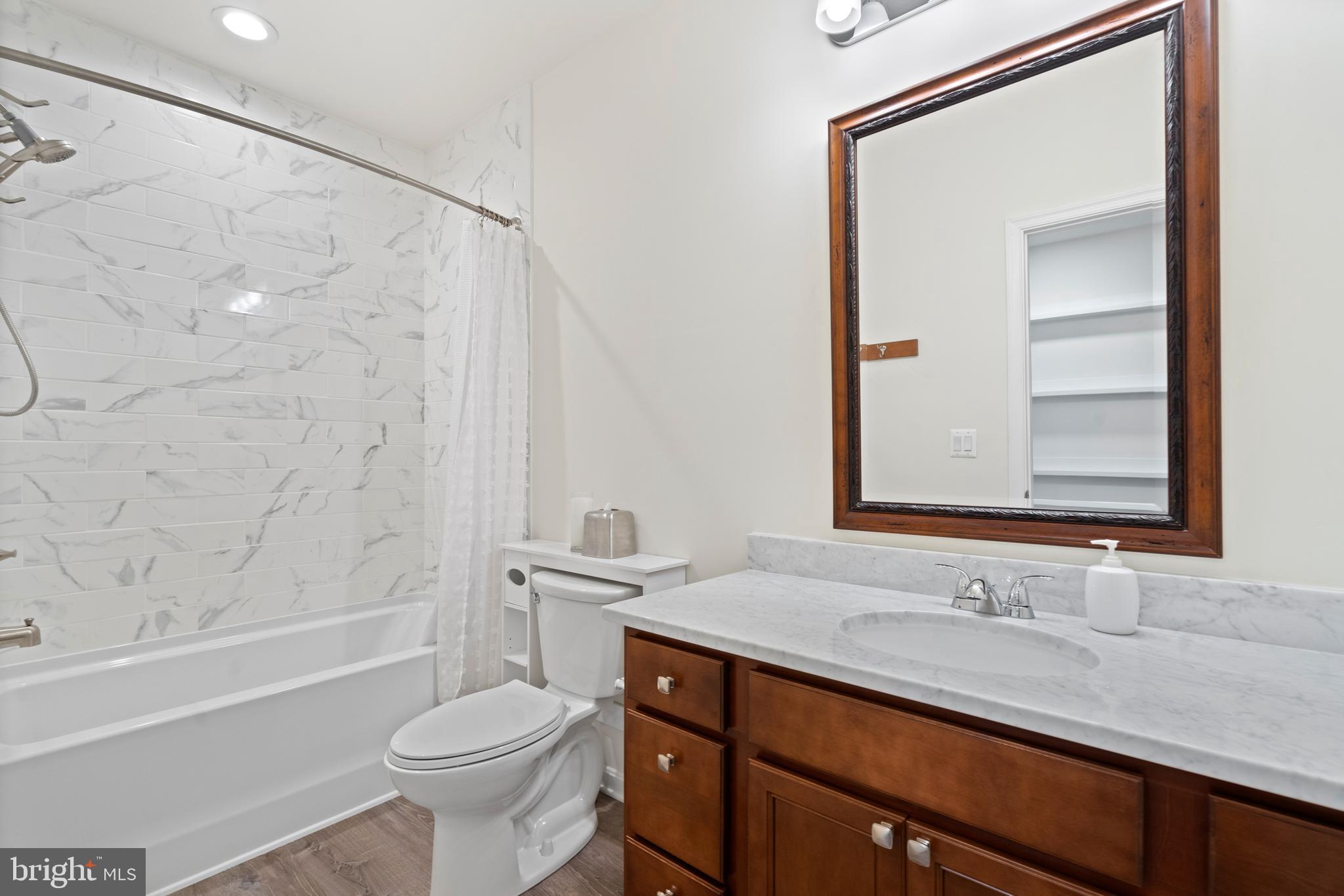 SOUTHERN HILLS - Residential