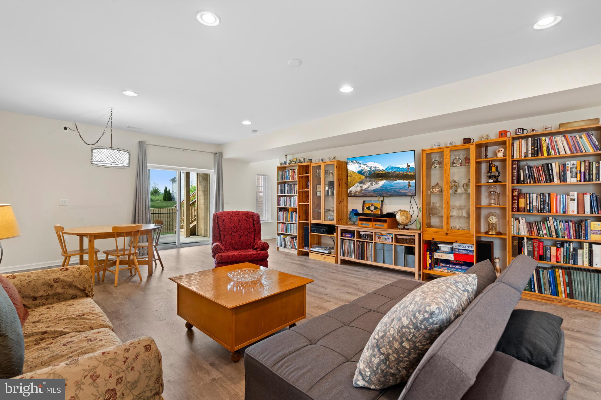 SOUTHERN HILLS - Residential